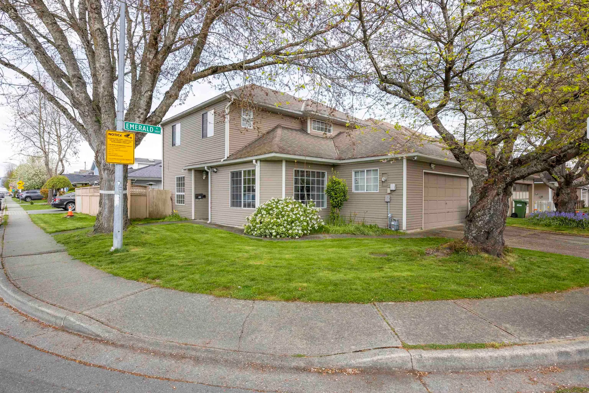 Photo 1 of 24 at 6220 Lynas Lane
