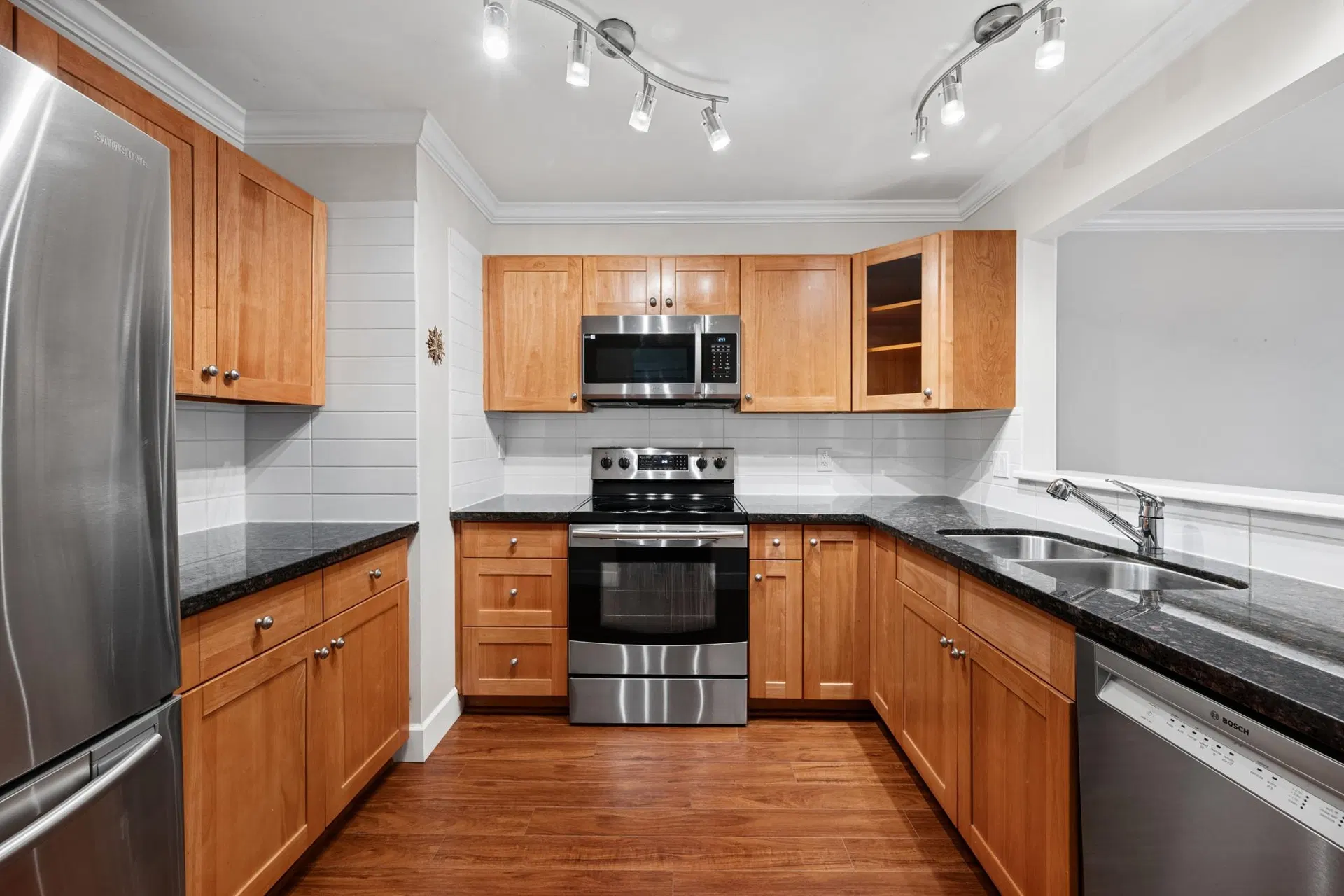 Photo 4 of 40 at #109 – 15270 17 Avenue