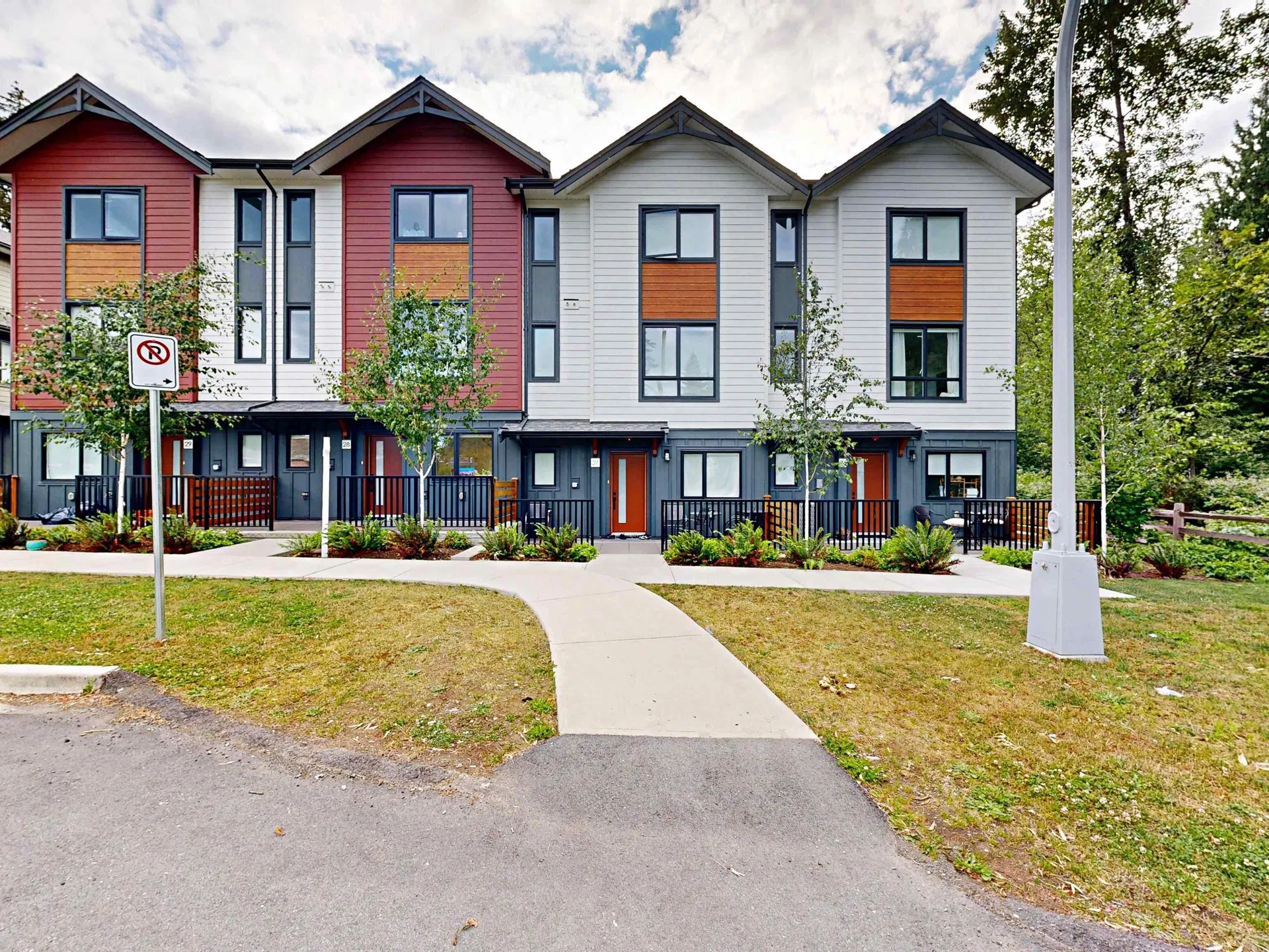 Photo 1 of 38 at #28 – 10527 155 Street