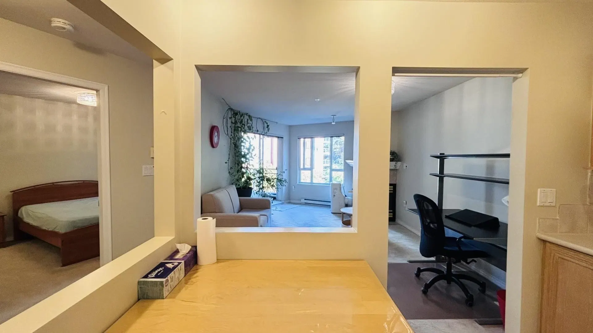 Photo 3 of 14 at #305 – 5863 Hampton Place
