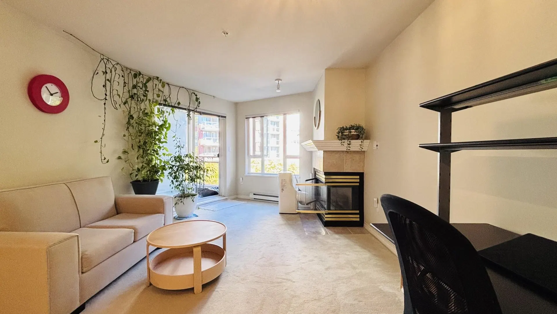 Photo 4 of 14 at #305 – 5863 Hampton Place