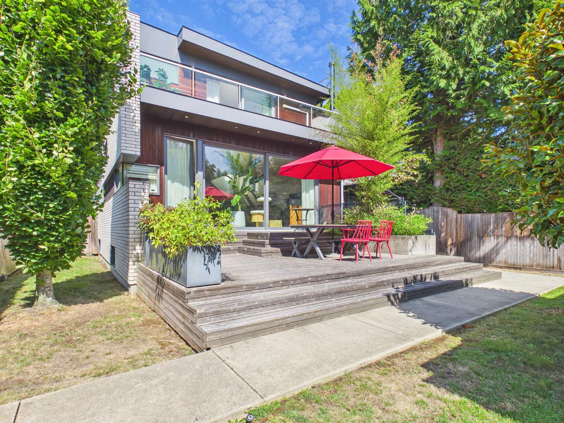 Photo 3 of 37 at 2996 W 11th Avenue