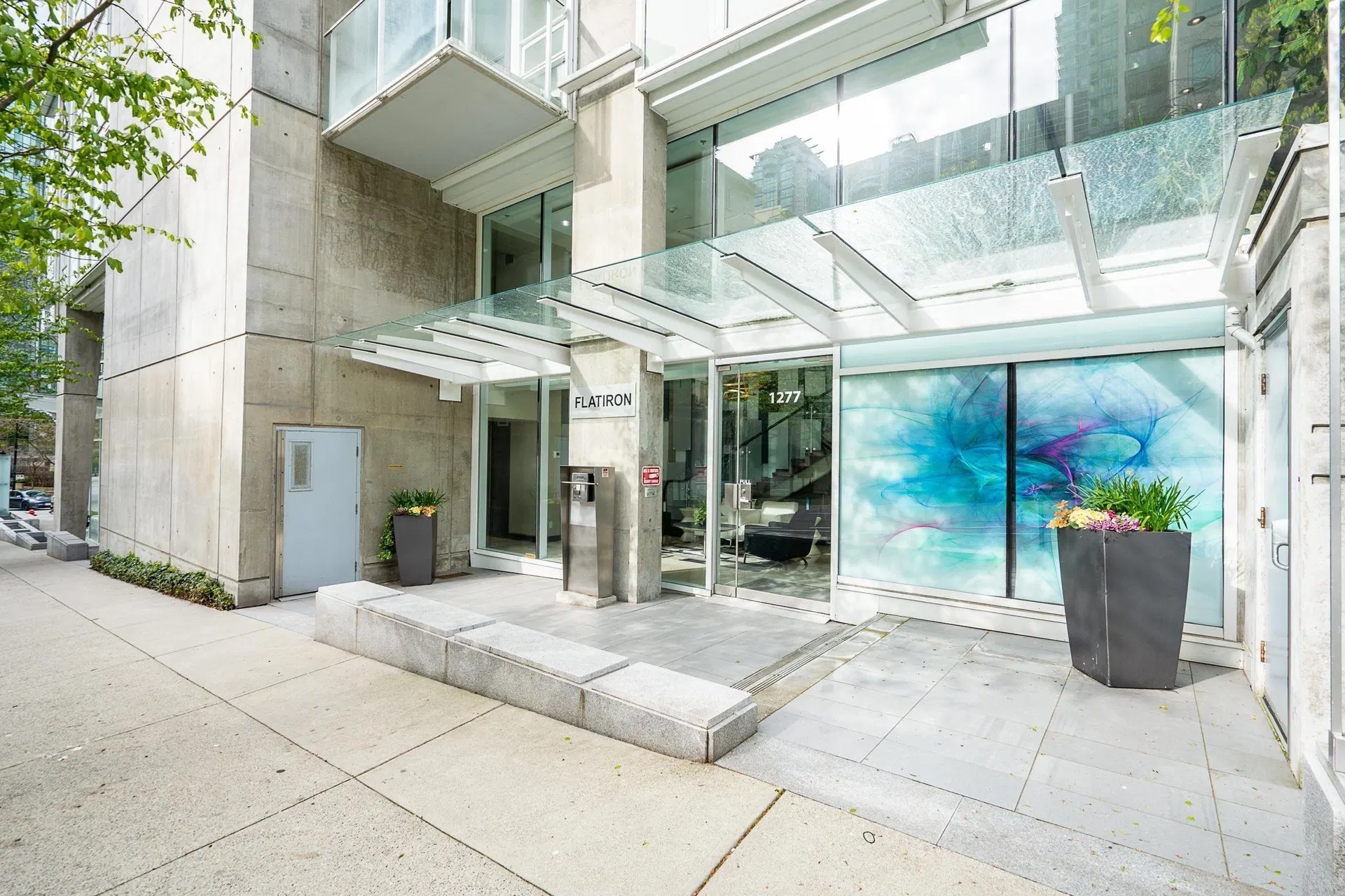 Photo 2 of 21 at #2701 – 1277 Melville Street