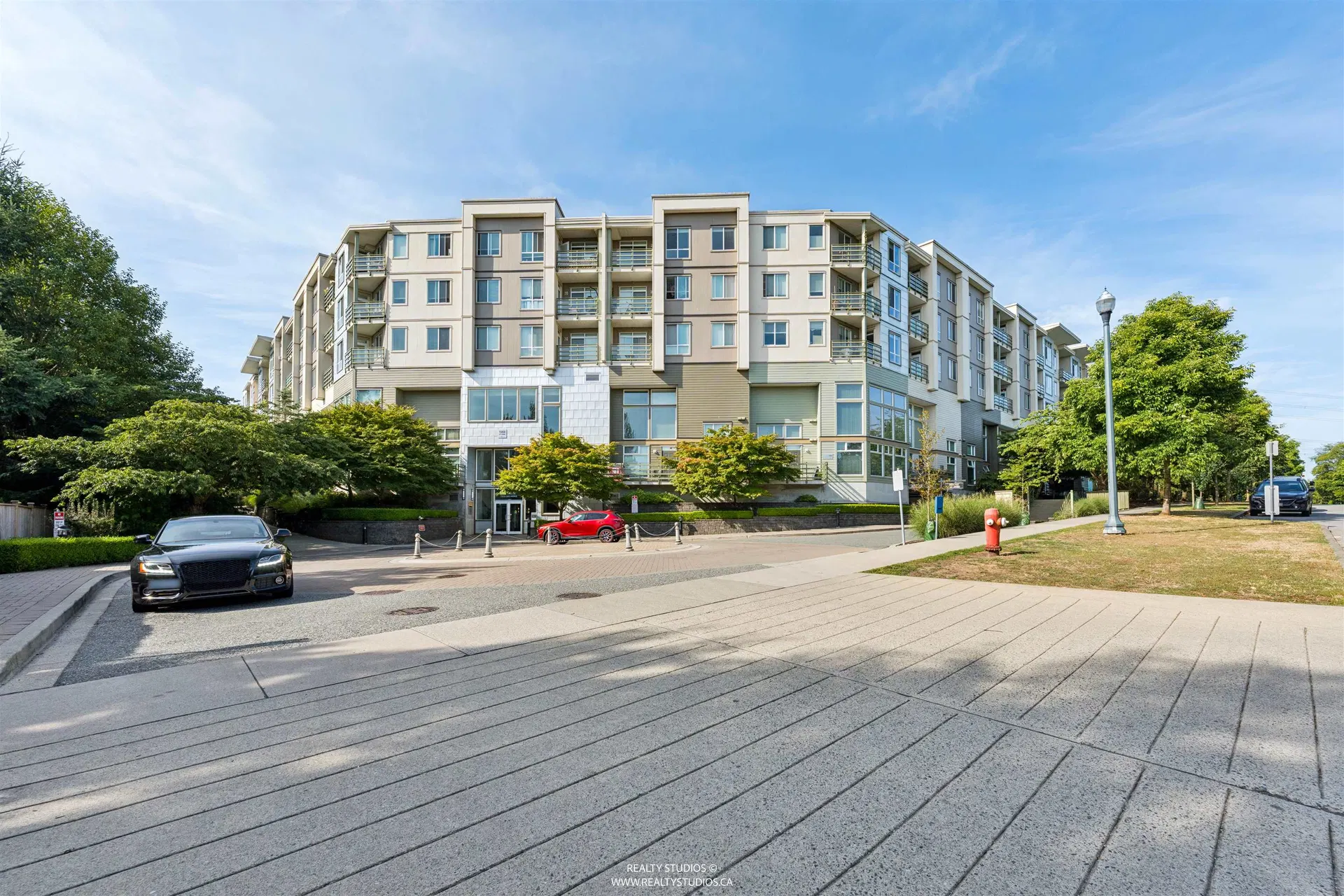 Photo 2 of 30 at #415 – 15850 26 Avenue