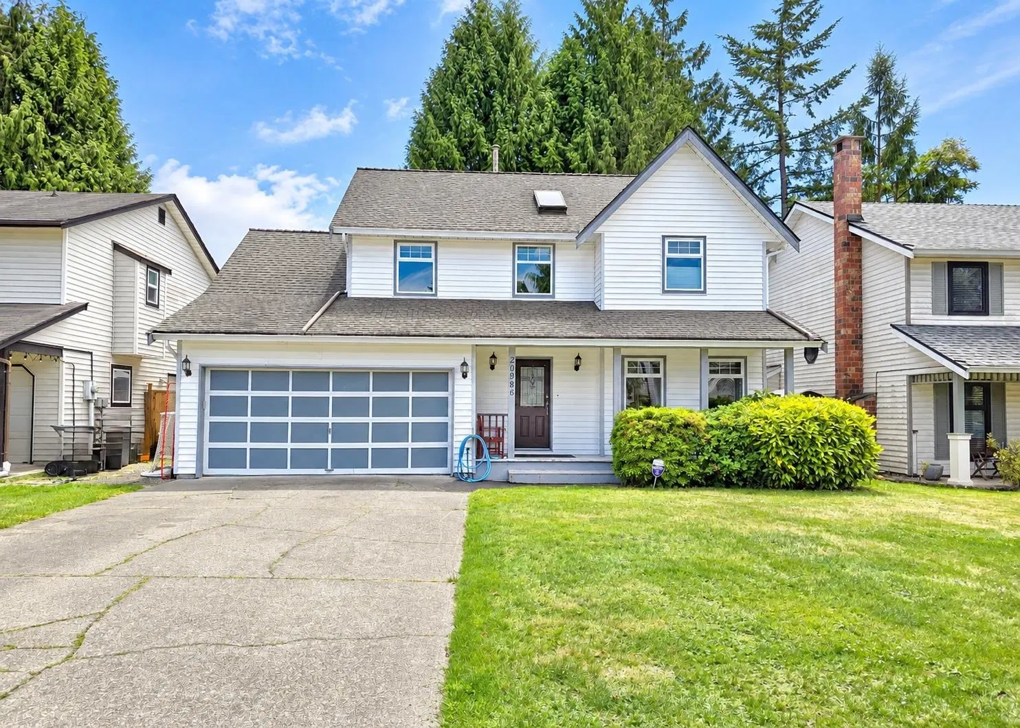 Photo 1 of 30 at 20986 93a Avenue