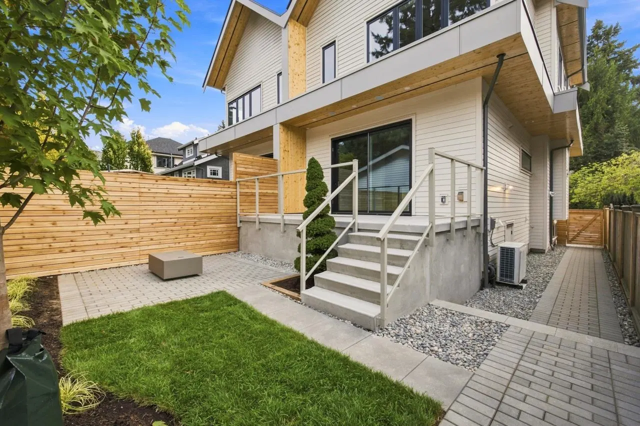 Photo 2 of 40 at 3549 W 38th Avenue