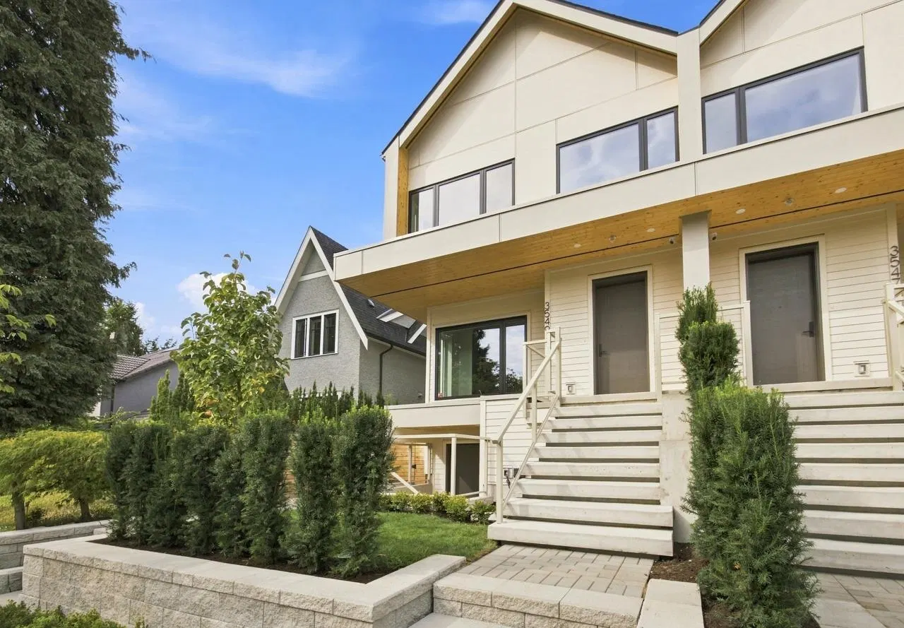 Photo 3 of 40 at 3549 W 38th Avenue