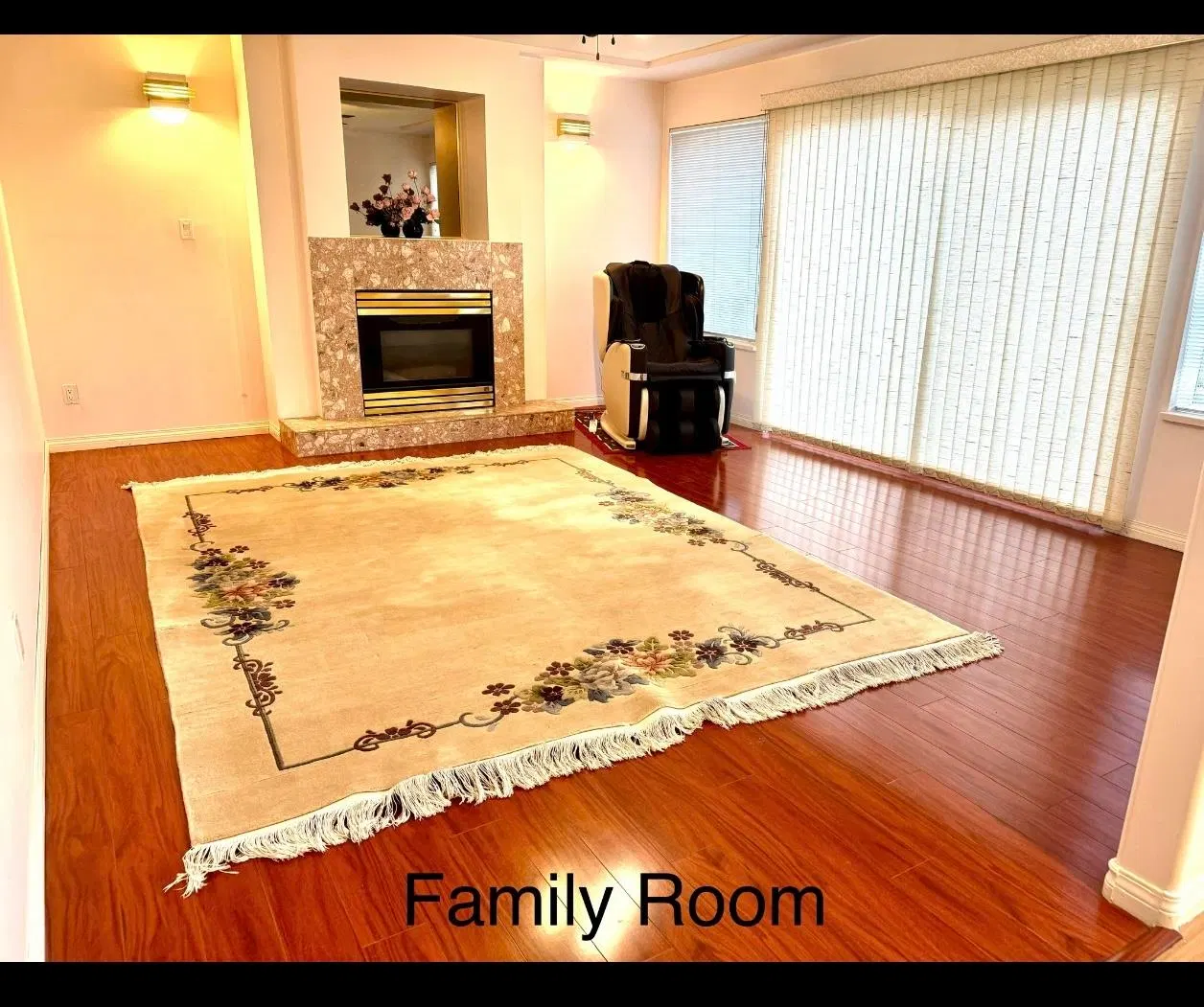 Photo 2 of 9 at 22551 Rathburn Drive