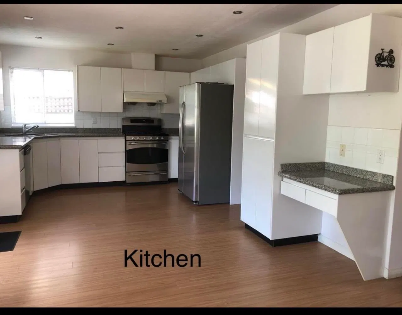 Photo 5 of 9 at 22551 Rathburn Drive