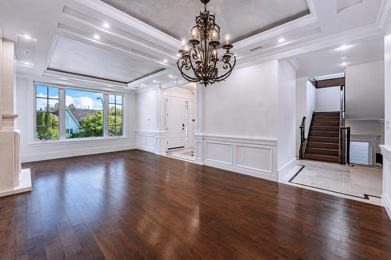 Photo 5 of 40 at 3178 W 23rd Avenue
