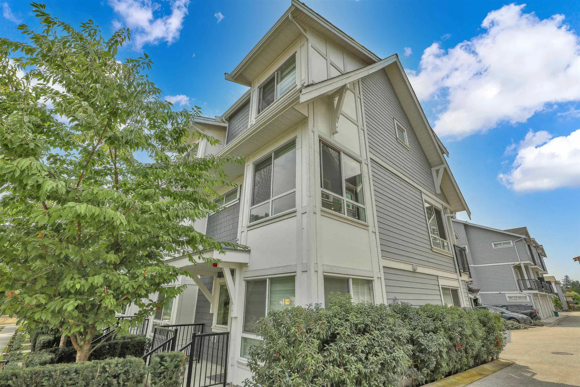 Photo 5 of 32 at #37 – 12830 62 Avenue