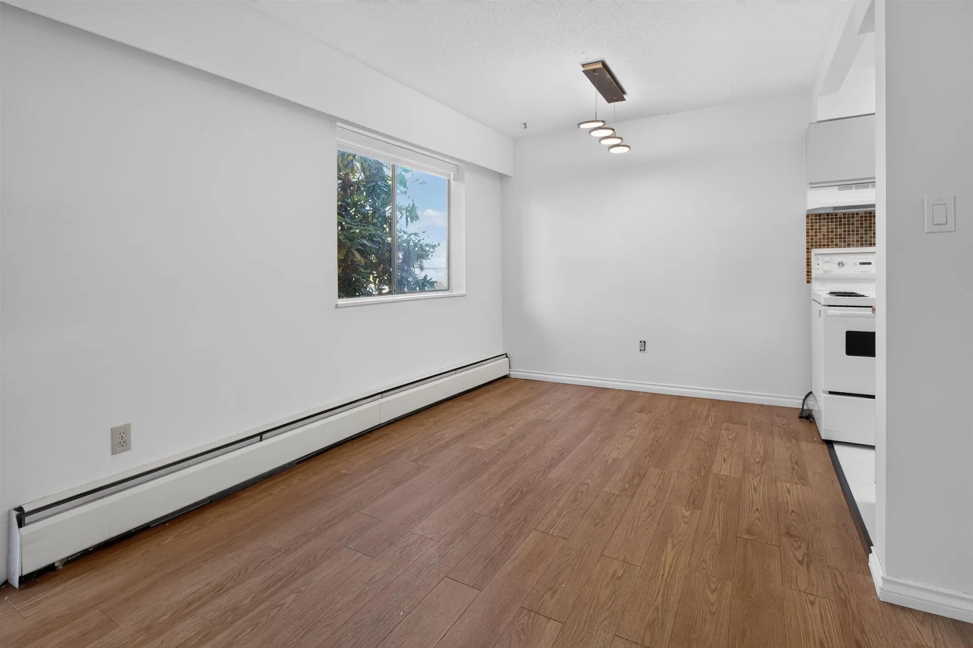 Photo 5 of 12 at #107 – 5127 Irving Street