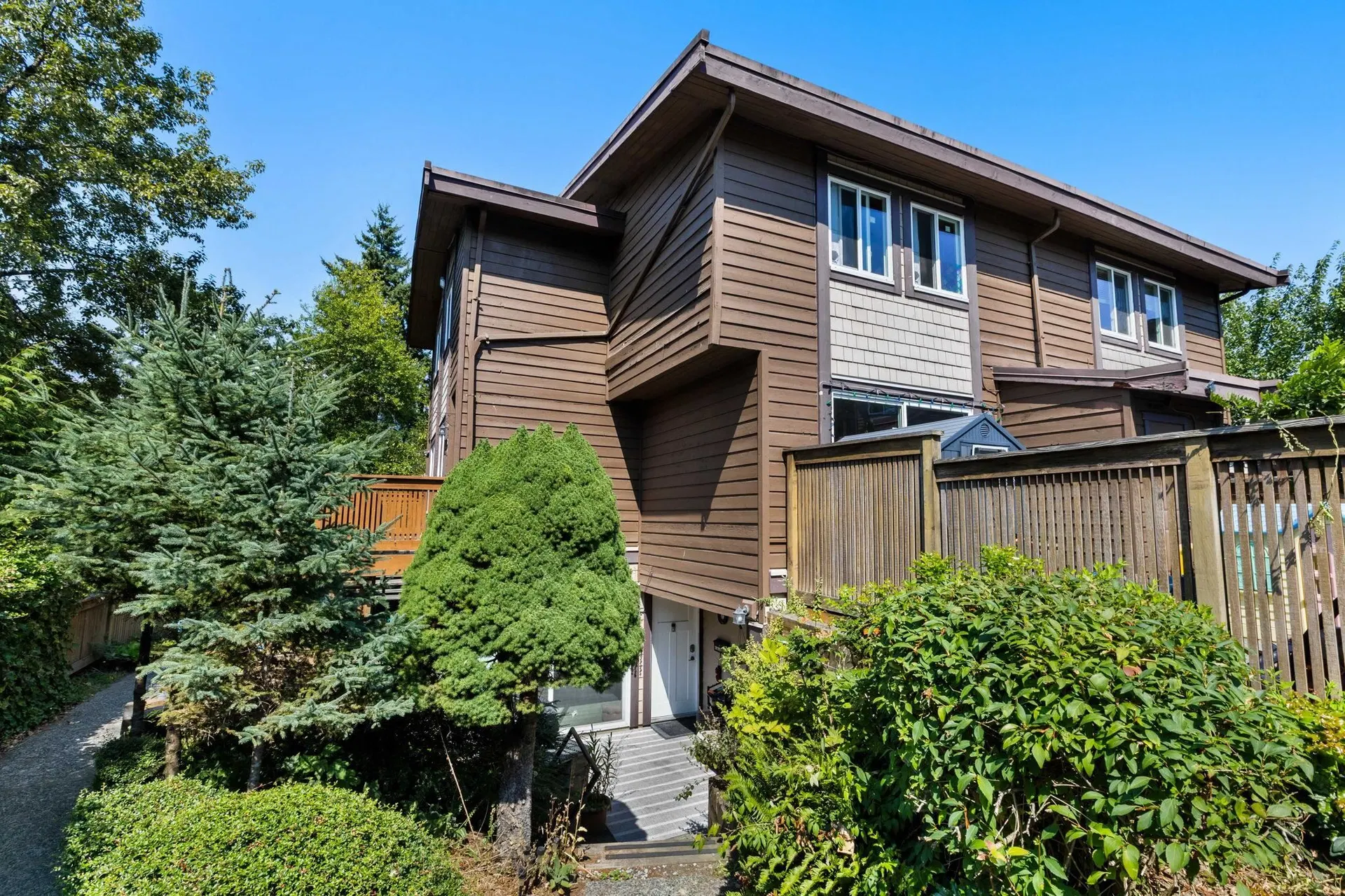 Photo 1 of 29 at #2 – 302 Highland Way
