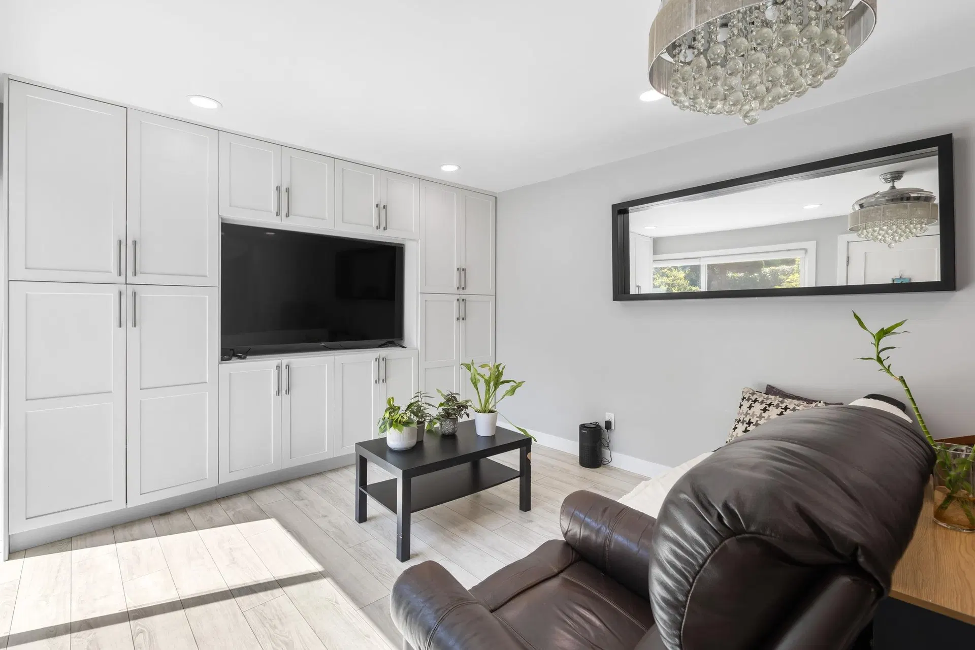 Photo 5 of 29 at #2 – 302 Highland Way