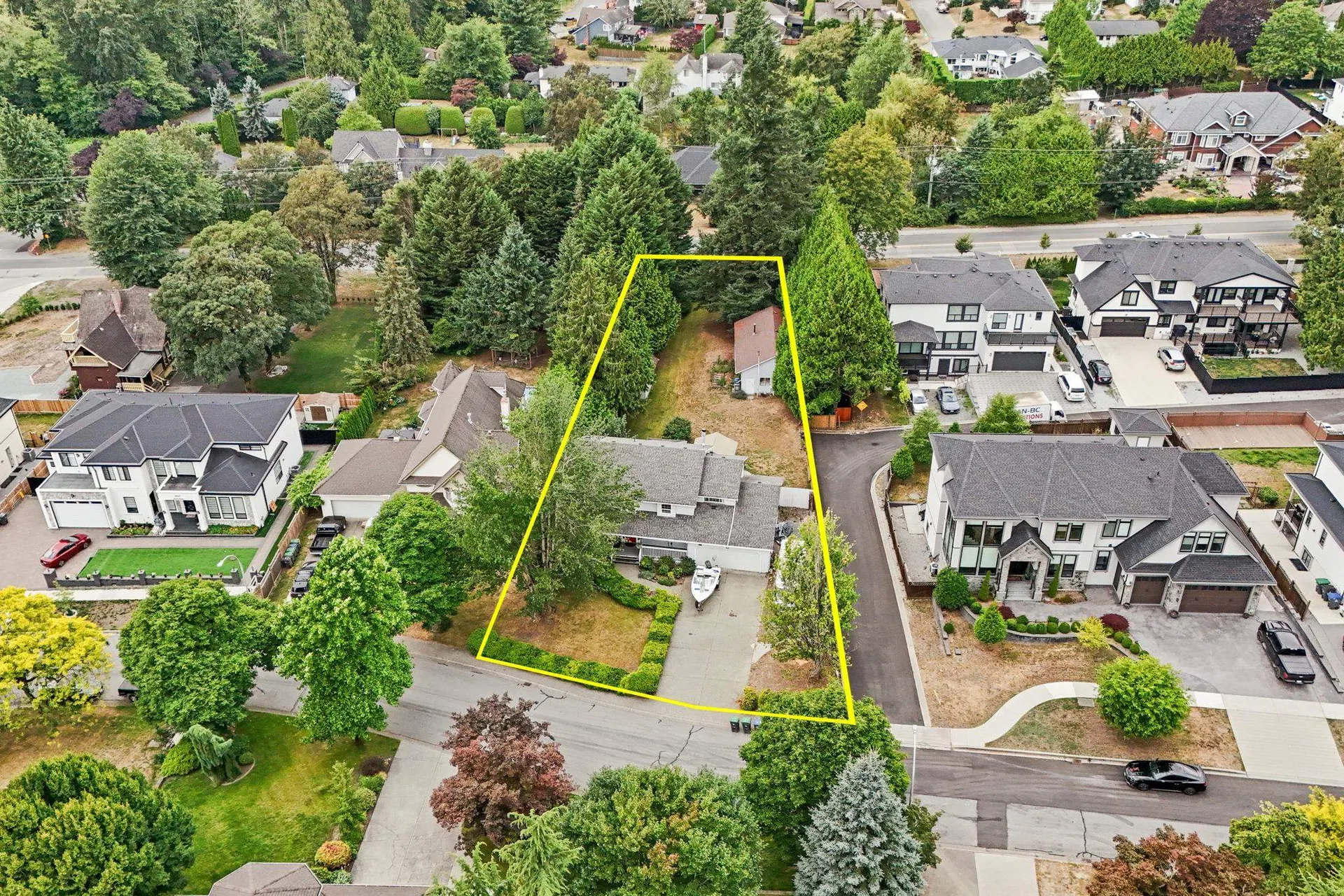Photo 1 of 39 at 5455 184a Street