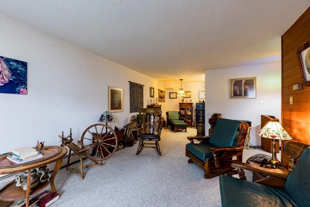 Photo 4 of 31 at #302 – 250 W 1st Street