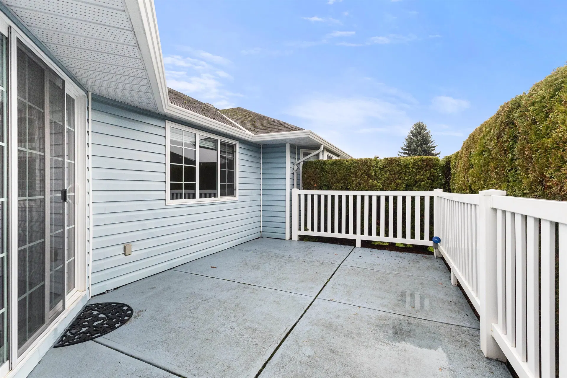 Photo 4 of 40 at #66 – 1450 Mccallum Road