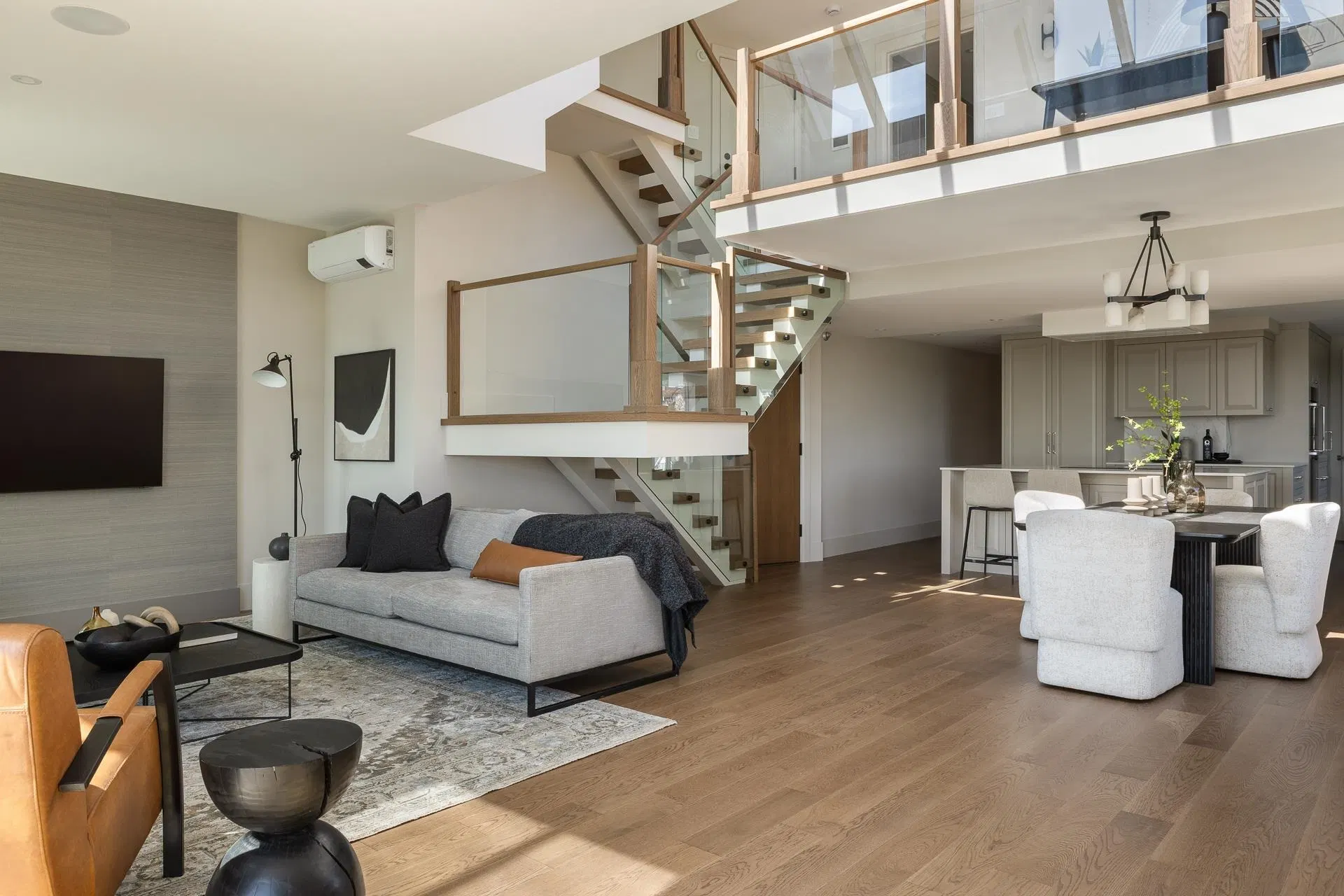 Photo 2 of 31 at #701 – 475 13th Street