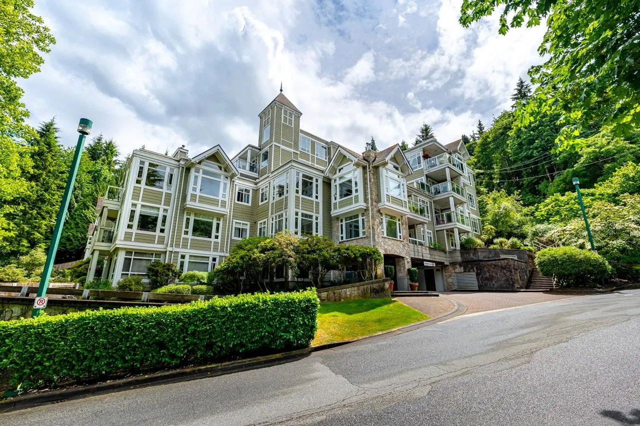 Photo 2 of 40 at #502 – 3001 Terravista Place