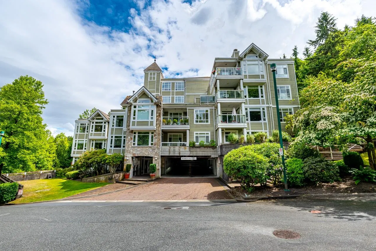Photo 3 of 40 at #502 – 3001 Terravista Place