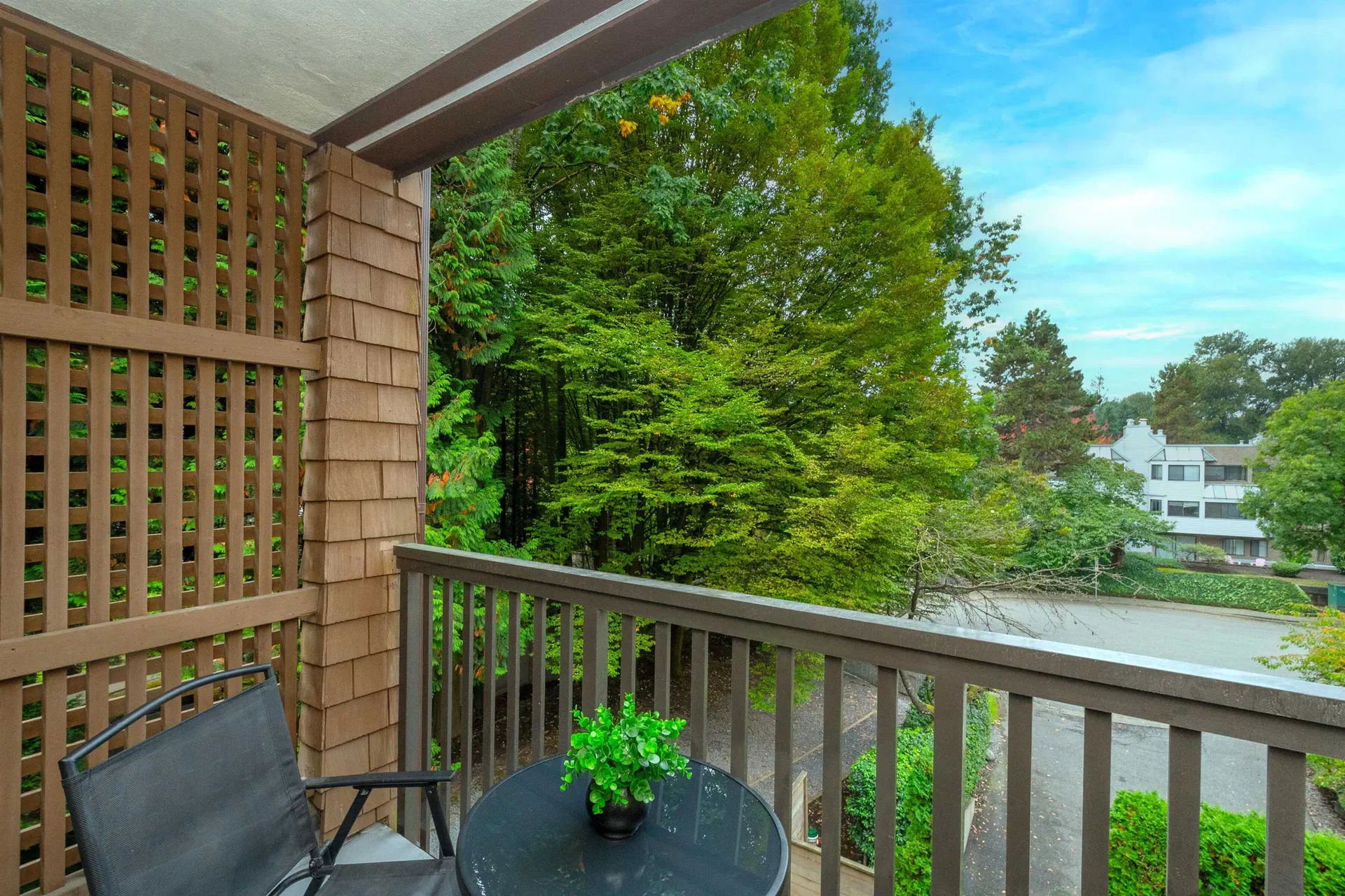 Photo 5 of 34 at #307 – 9857 Manchester Drive
