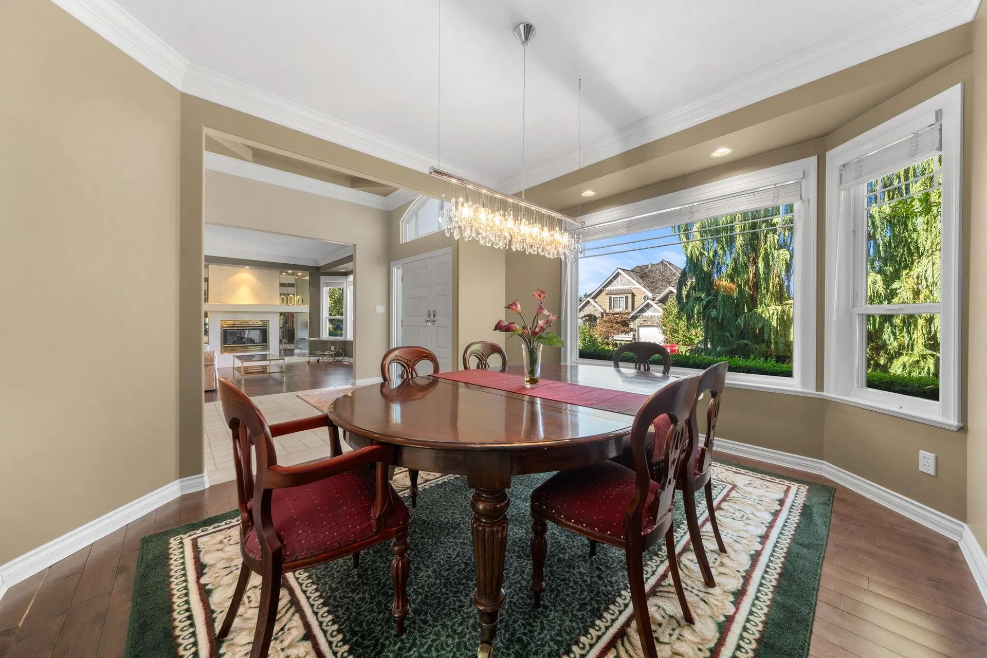 Photo 4 of 40 at 16220 Morgan Creek Crescent