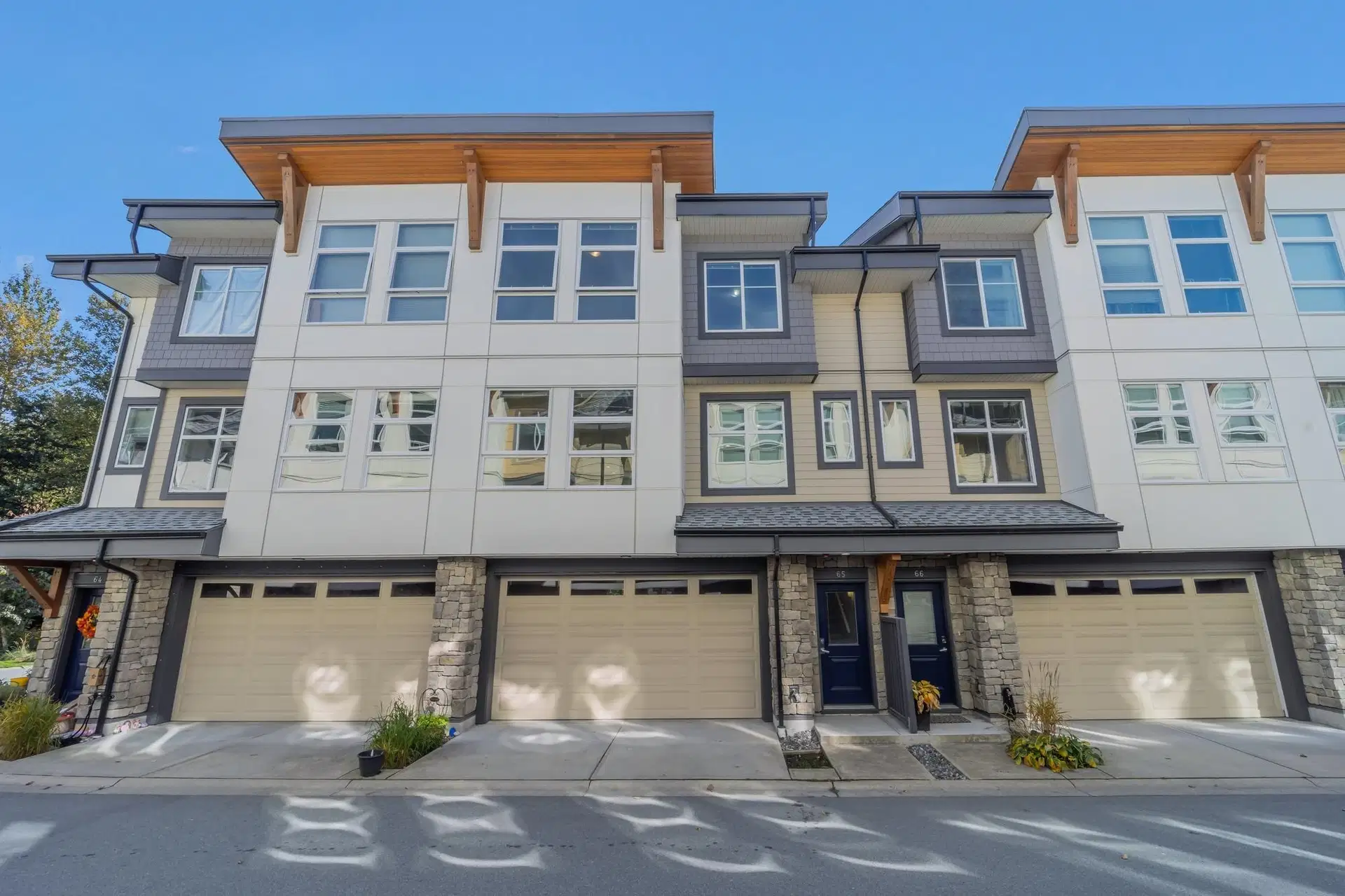 #65 – 39548 Loggers Lane