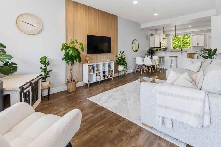 Photo 4 of 26 at #79 – 6026 Lindeman Street
