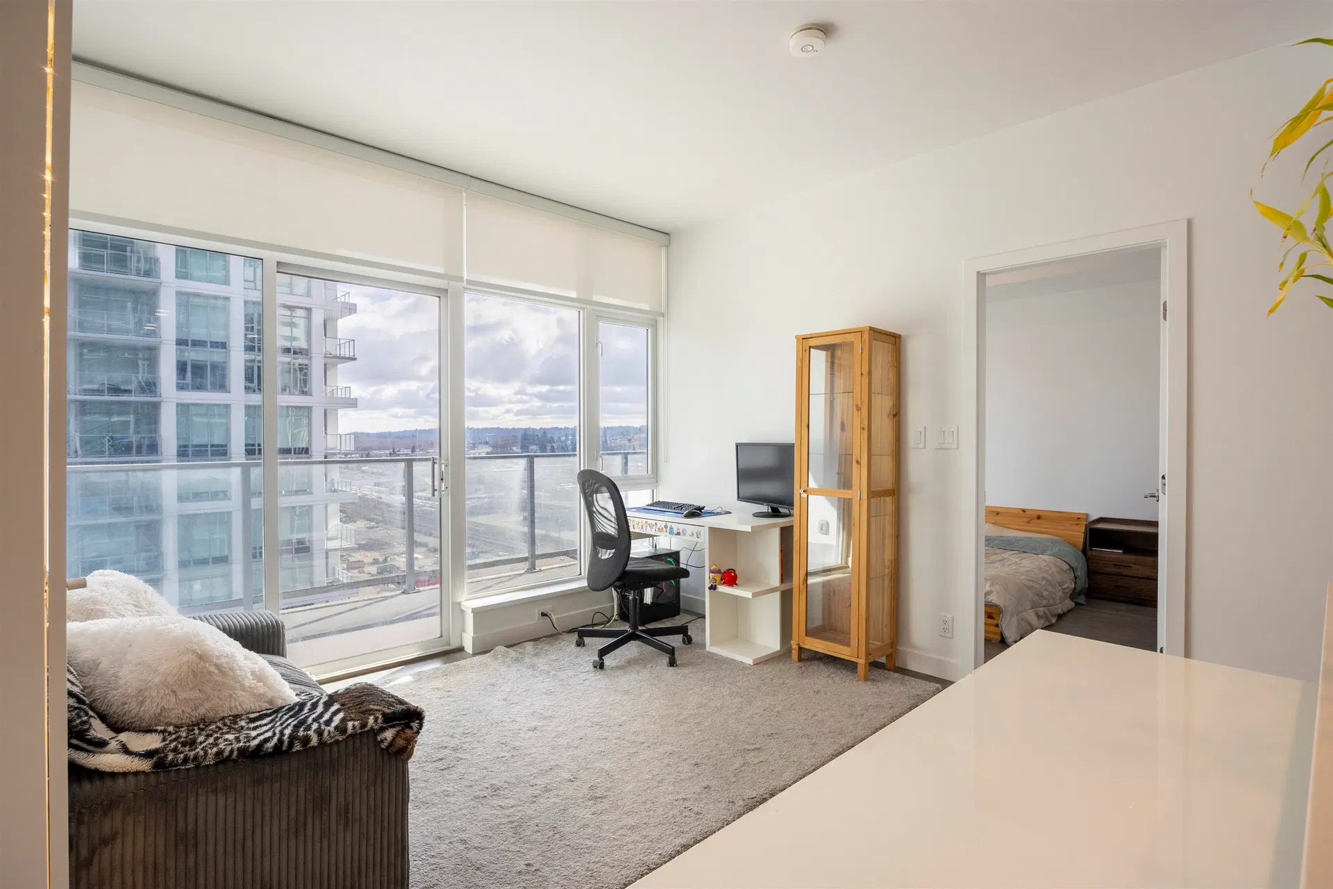 Photo 5 of 23 at #1505 – 2311 Beta Avenue