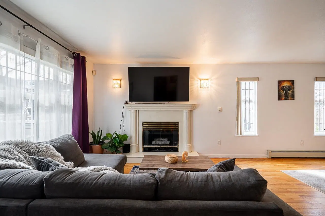 Photo 1 of 30 at 1407 E 12th Avenue