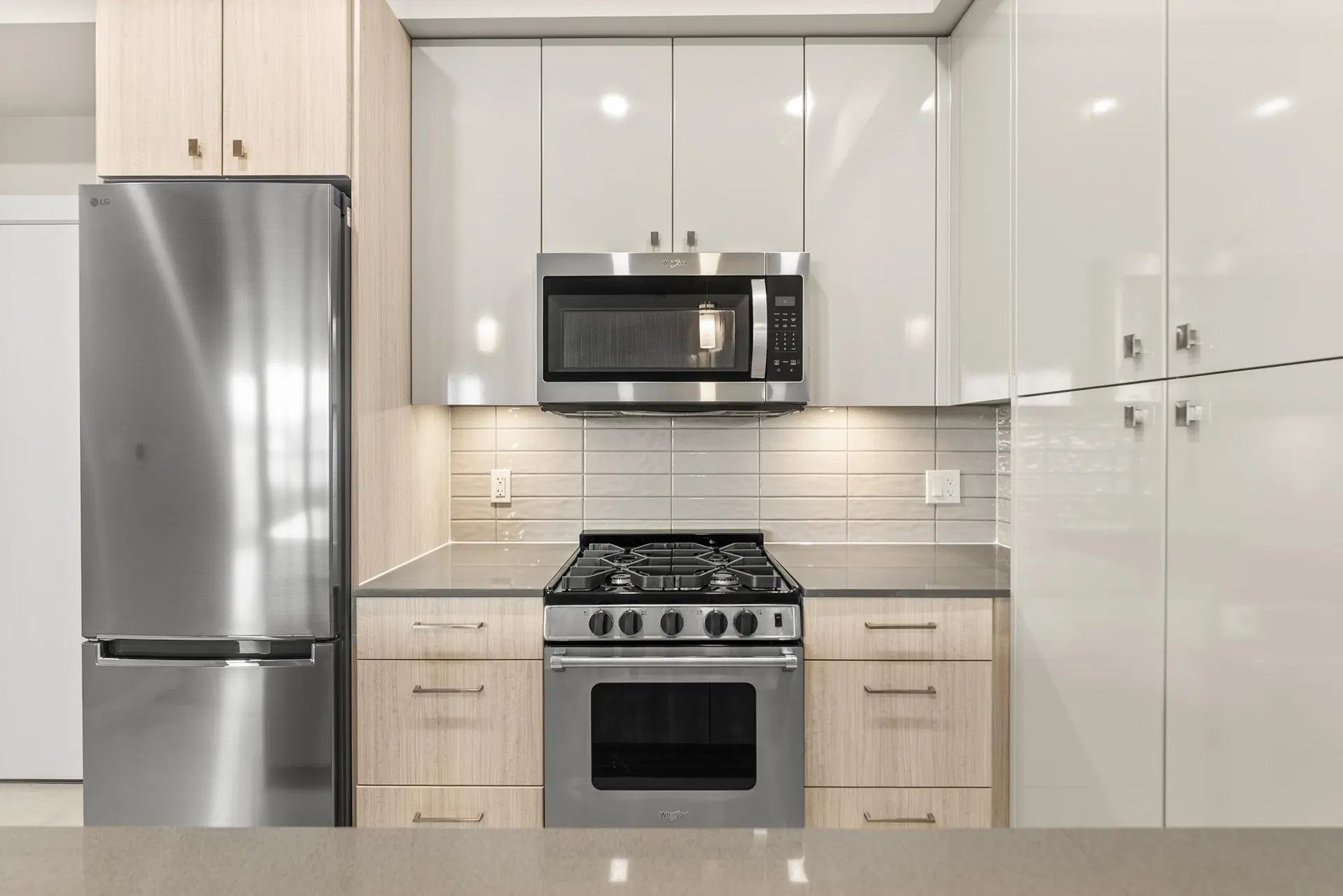 #414 – 23222 Gilley Road
