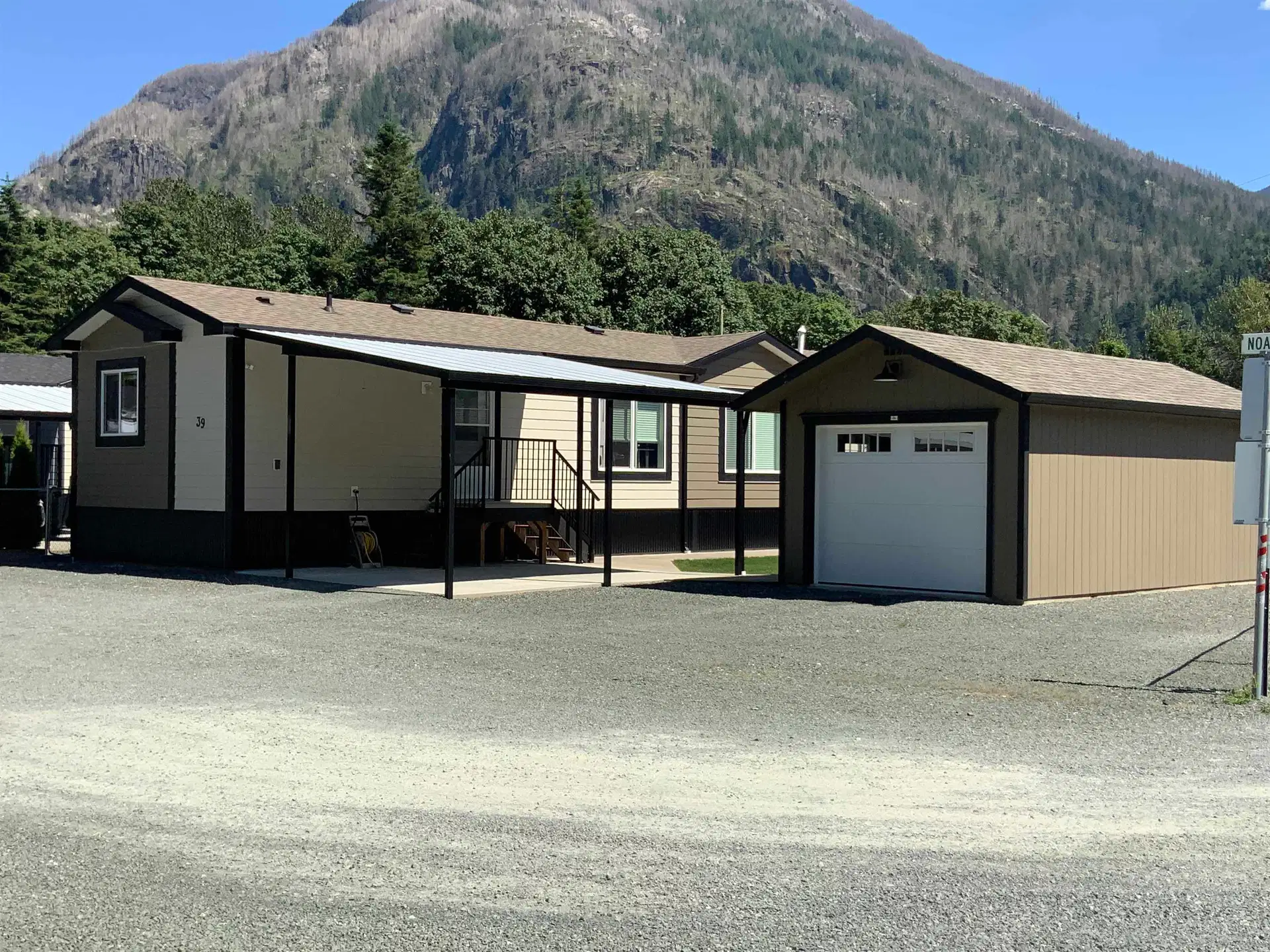 #39 – 59060 Lougheed Highway