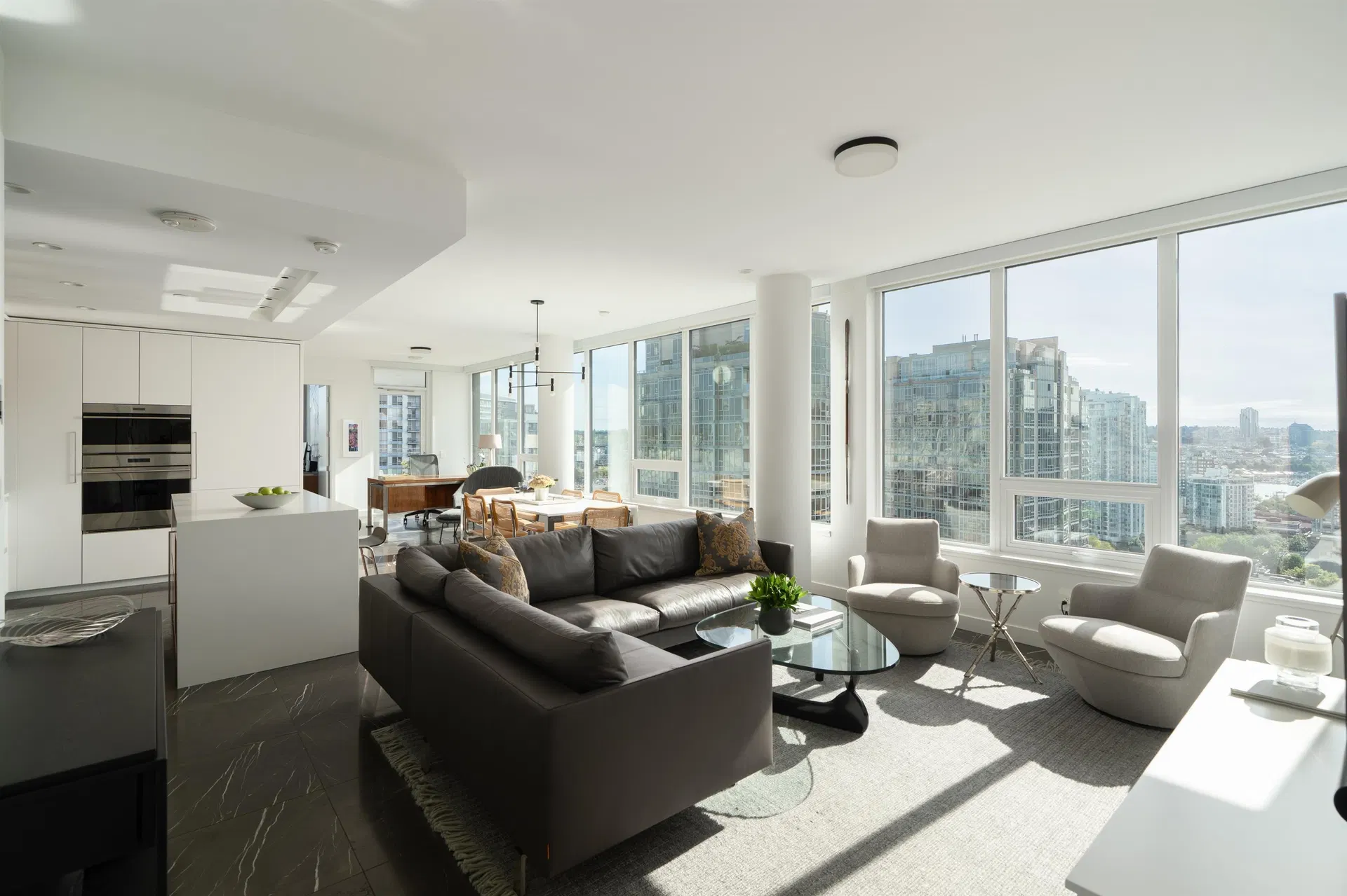 #2004 – 885 Cambie Street