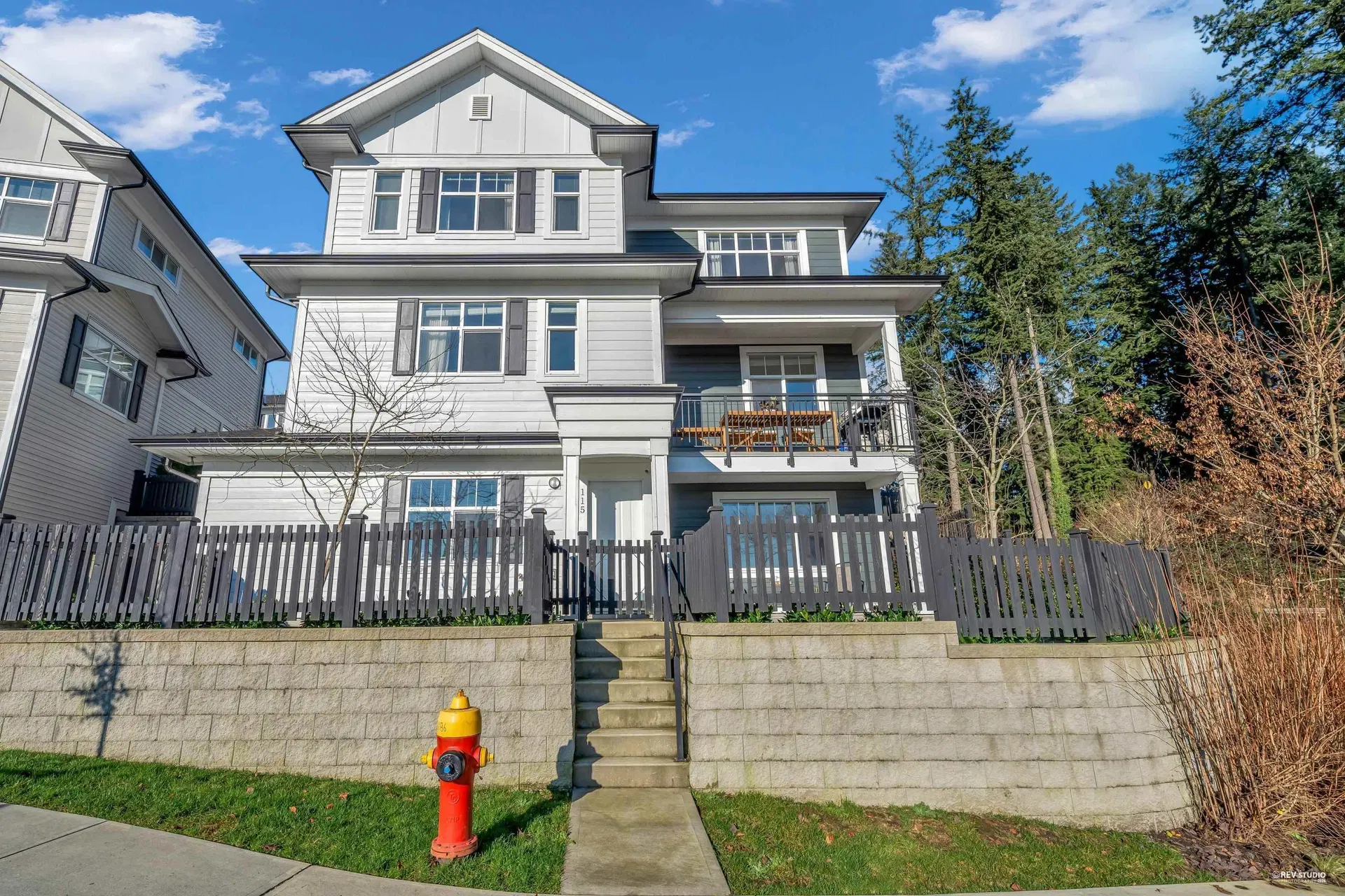 Photo 4 of 38 at #115 – 3565 Baycrest Avenue