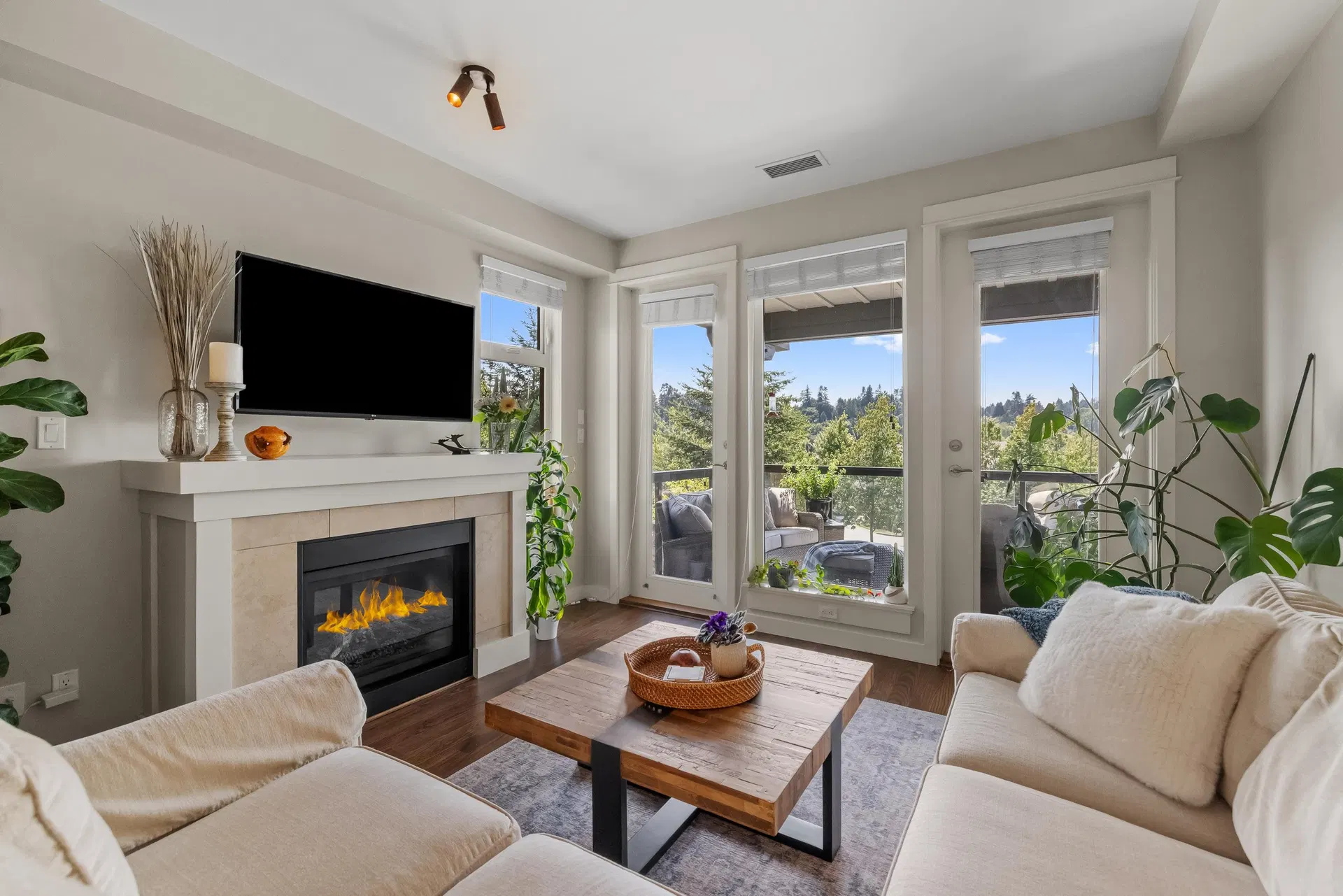 Photo 1 of 40 at #301 – 5099 Springs Boulevard