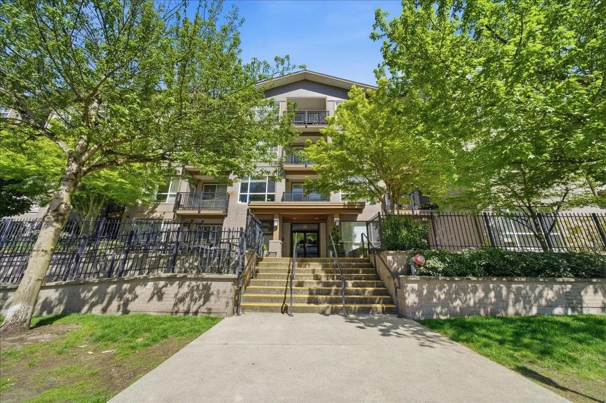 Photo 1 of 40 at #319 – 2343 Atkins Avenue