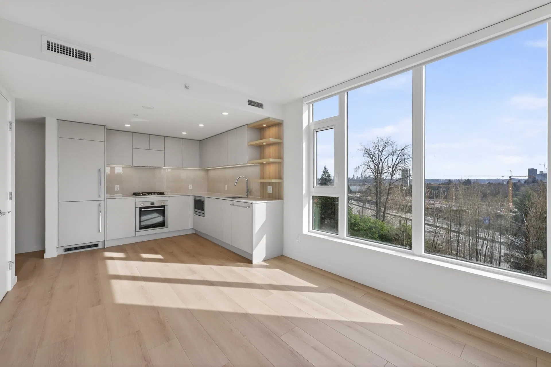 #408 – 311 Alderson Avenue