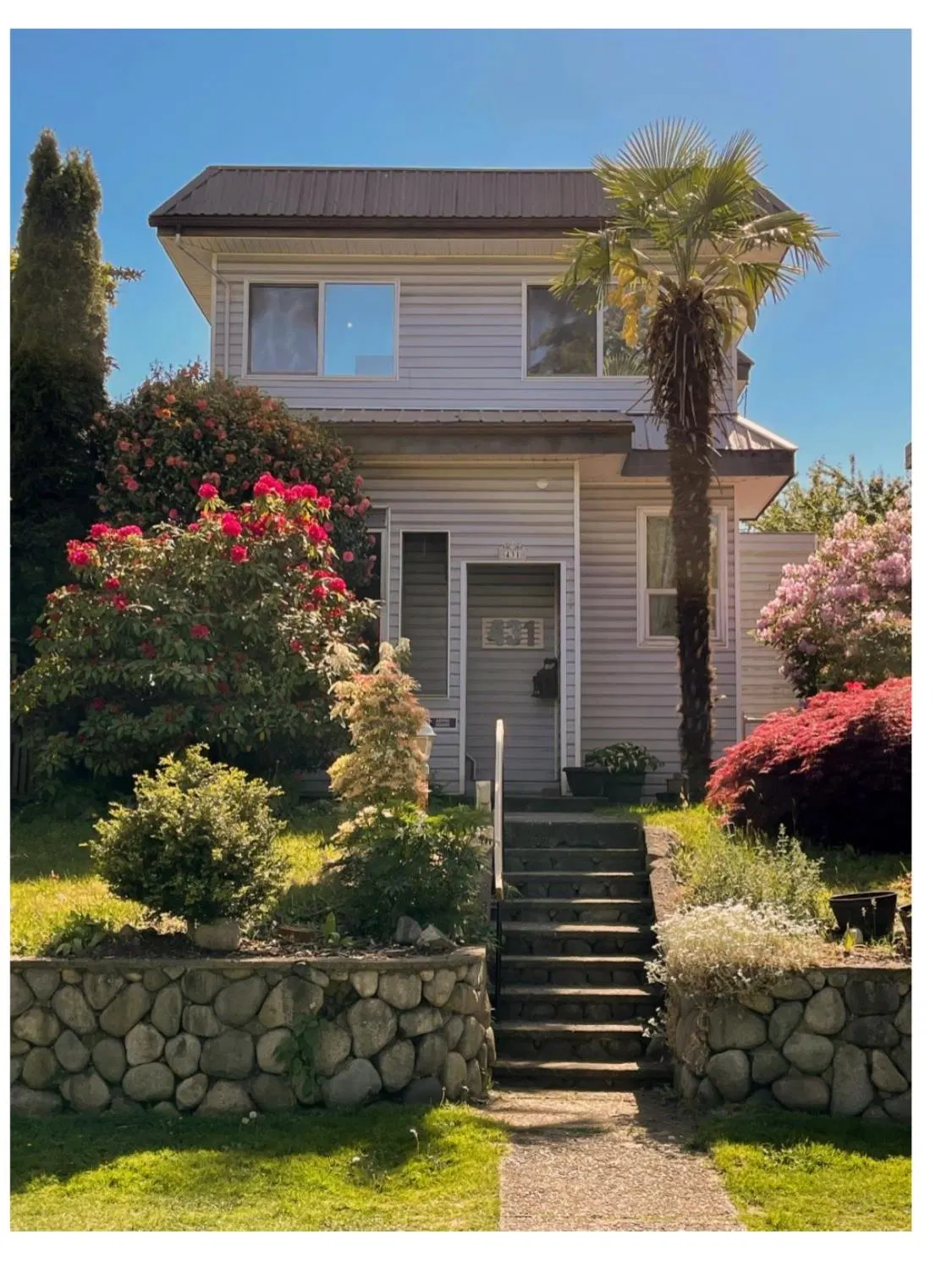 Photo 1 of 4 at 431 E 2nd Street