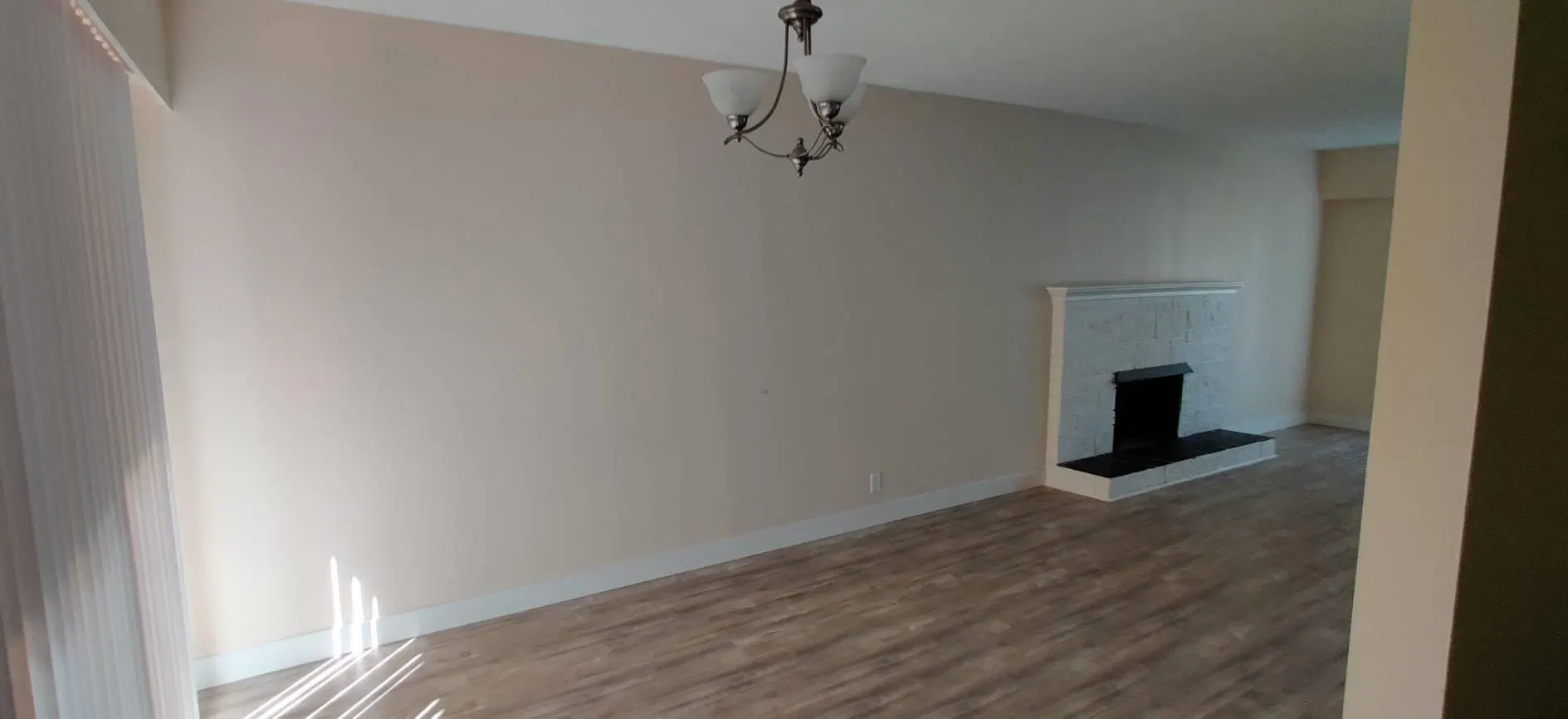 Photo 4 of 10 at 5959 172 Street