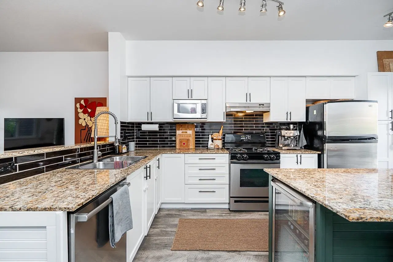 Photo 4 of 37 at #44 – 21535 88 Avenue
