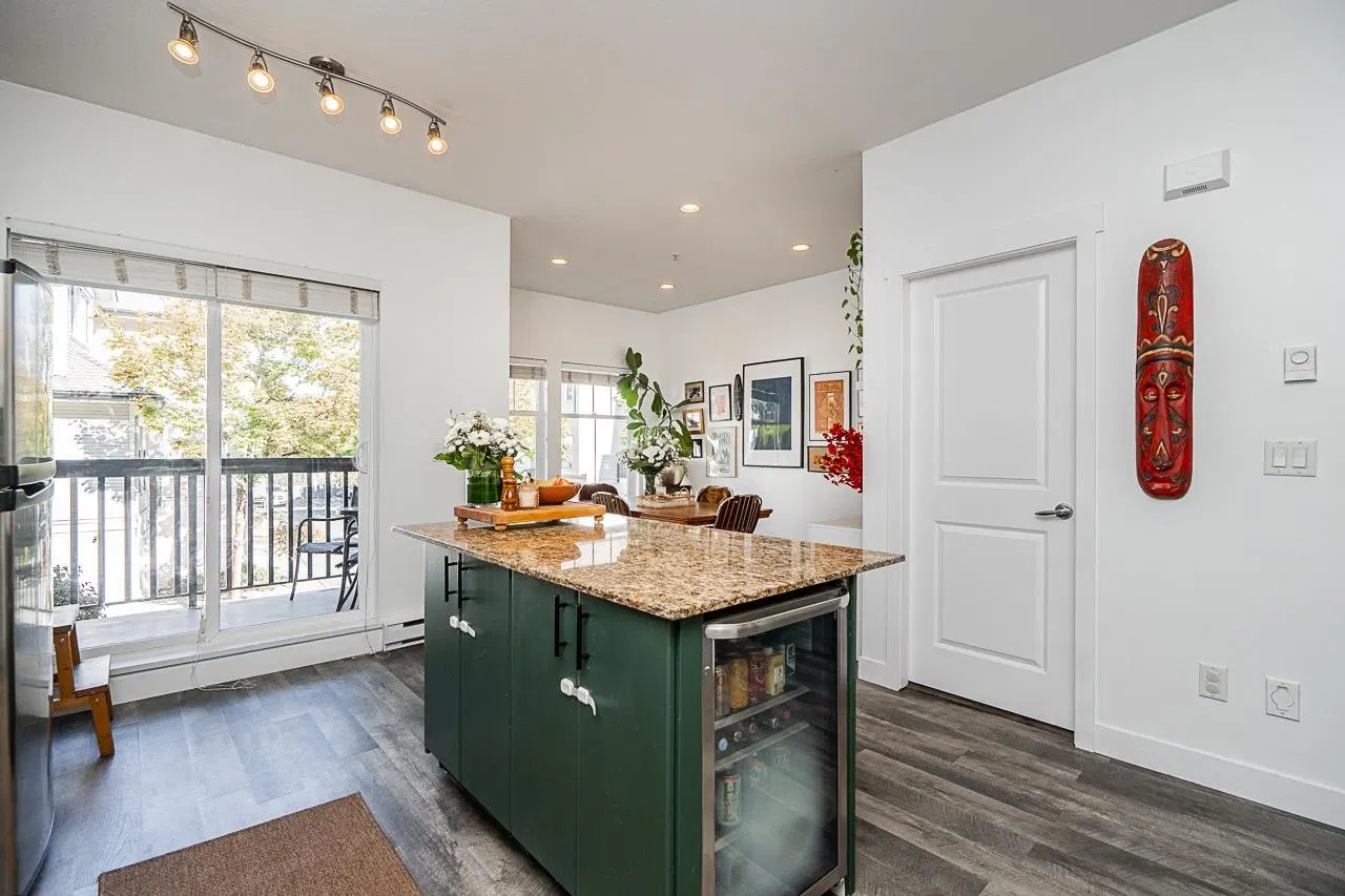 Photo 5 of 37 at #44 – 21535 88 Avenue