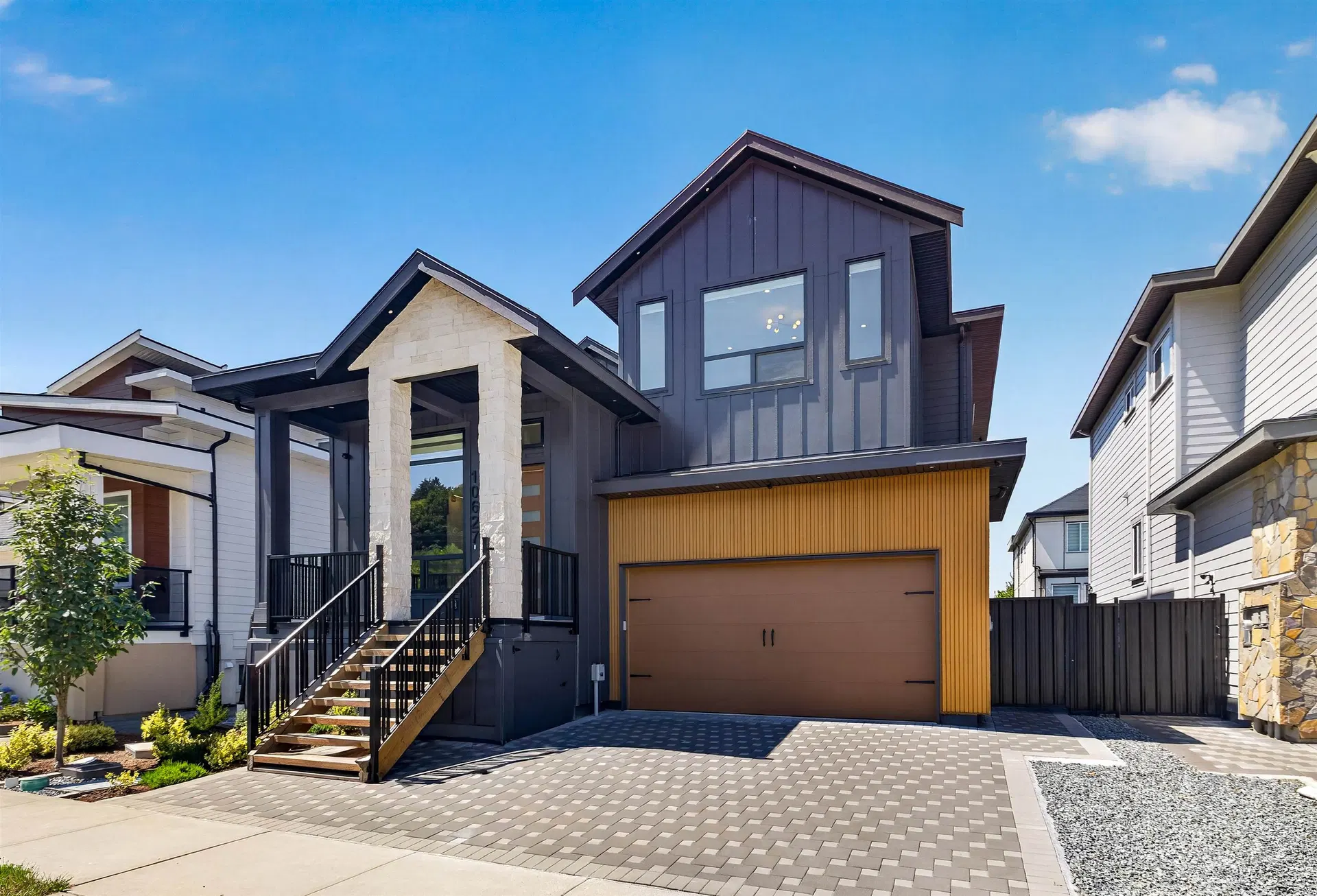Photo 2 of 38 at 10627 124a Street