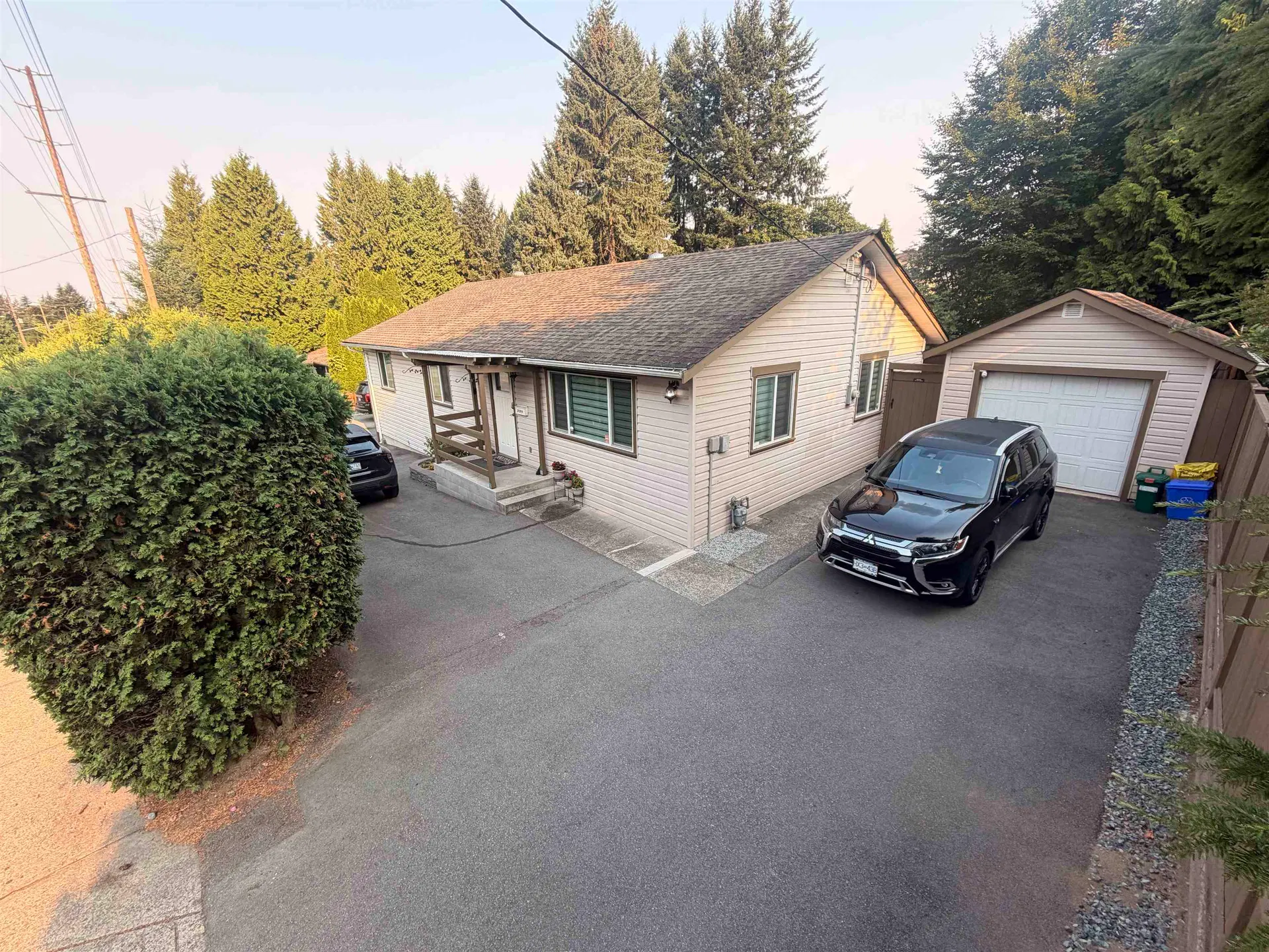 Photo 1 of 1 at 21219 Dewdney Trunk Road