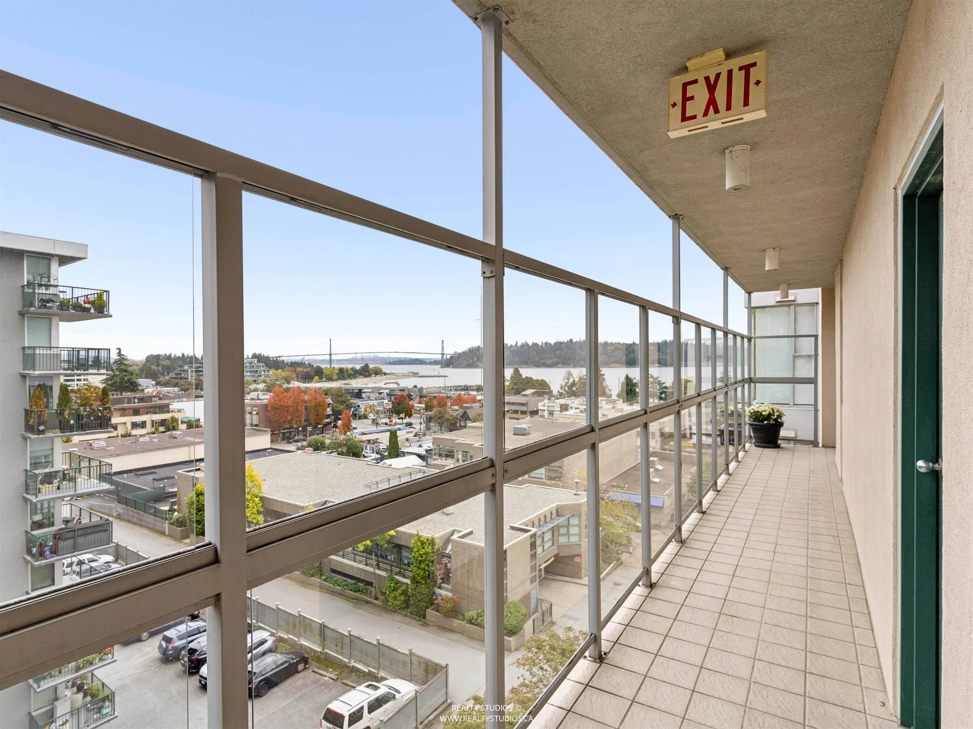 Photo 3 of 40 at #603 – 588 16th Street