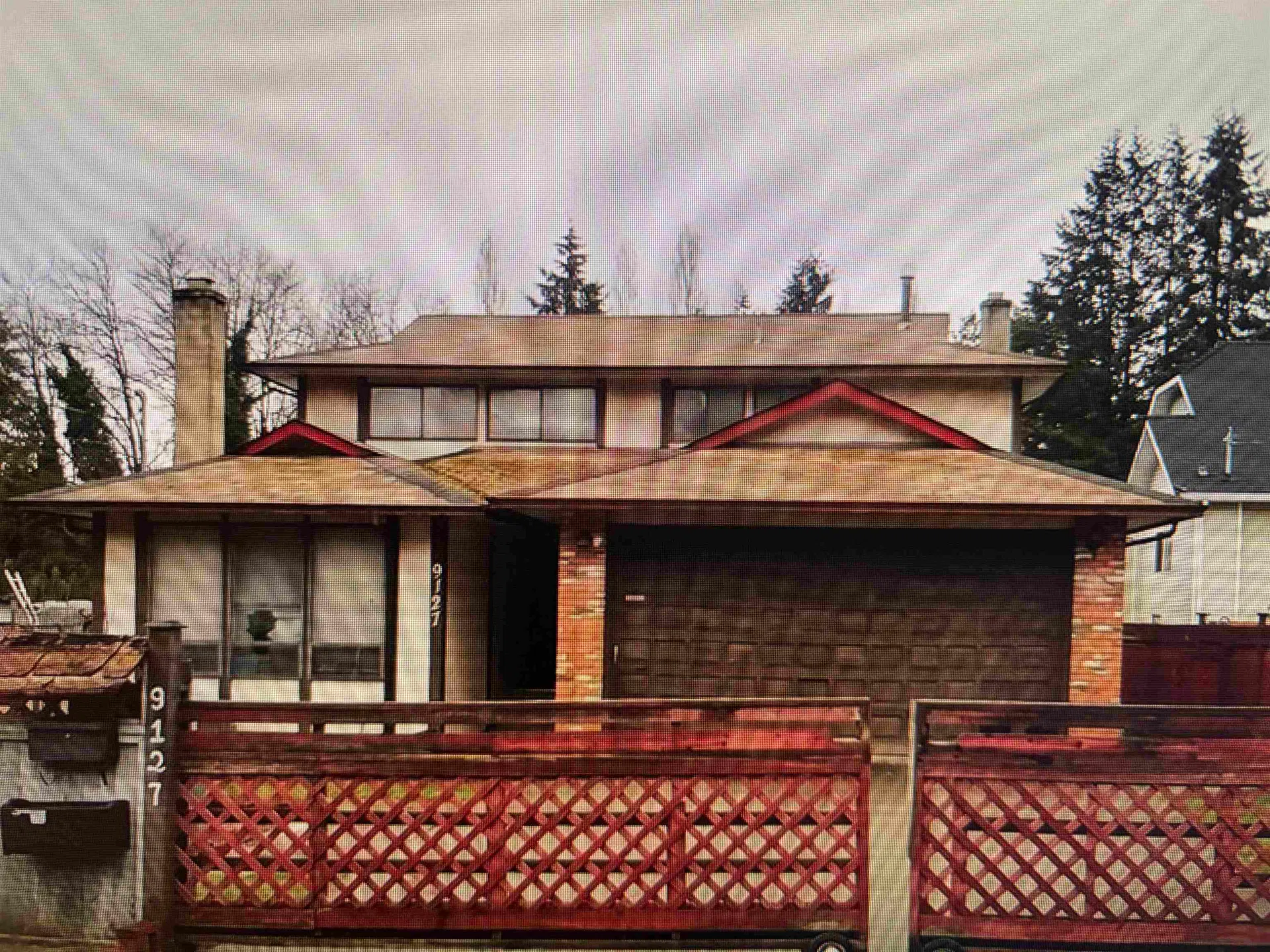 Photo 1 of 1 at 9127 149 Street