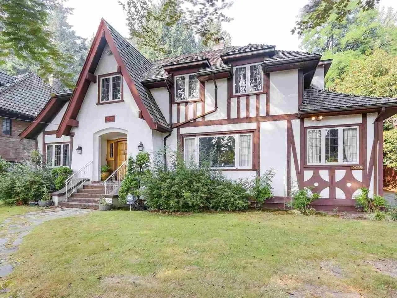Photo 1 of 7 at 2629 W 49th Avenue