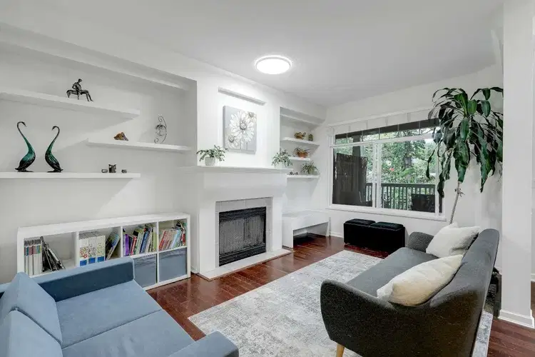#48 – 2678 King George Boulevard