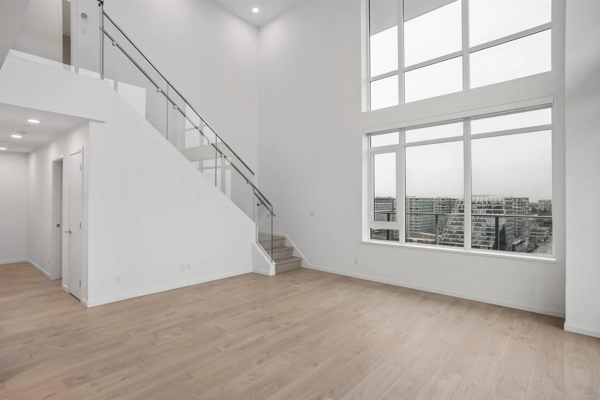 #1320 – 6300 Minoru Boulevard
