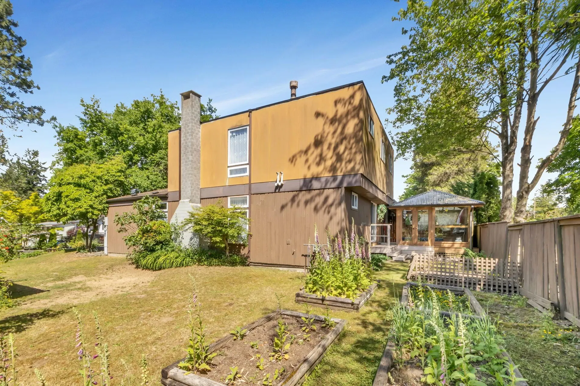 Photo 5 of 40 at 14246 102 Avenue
