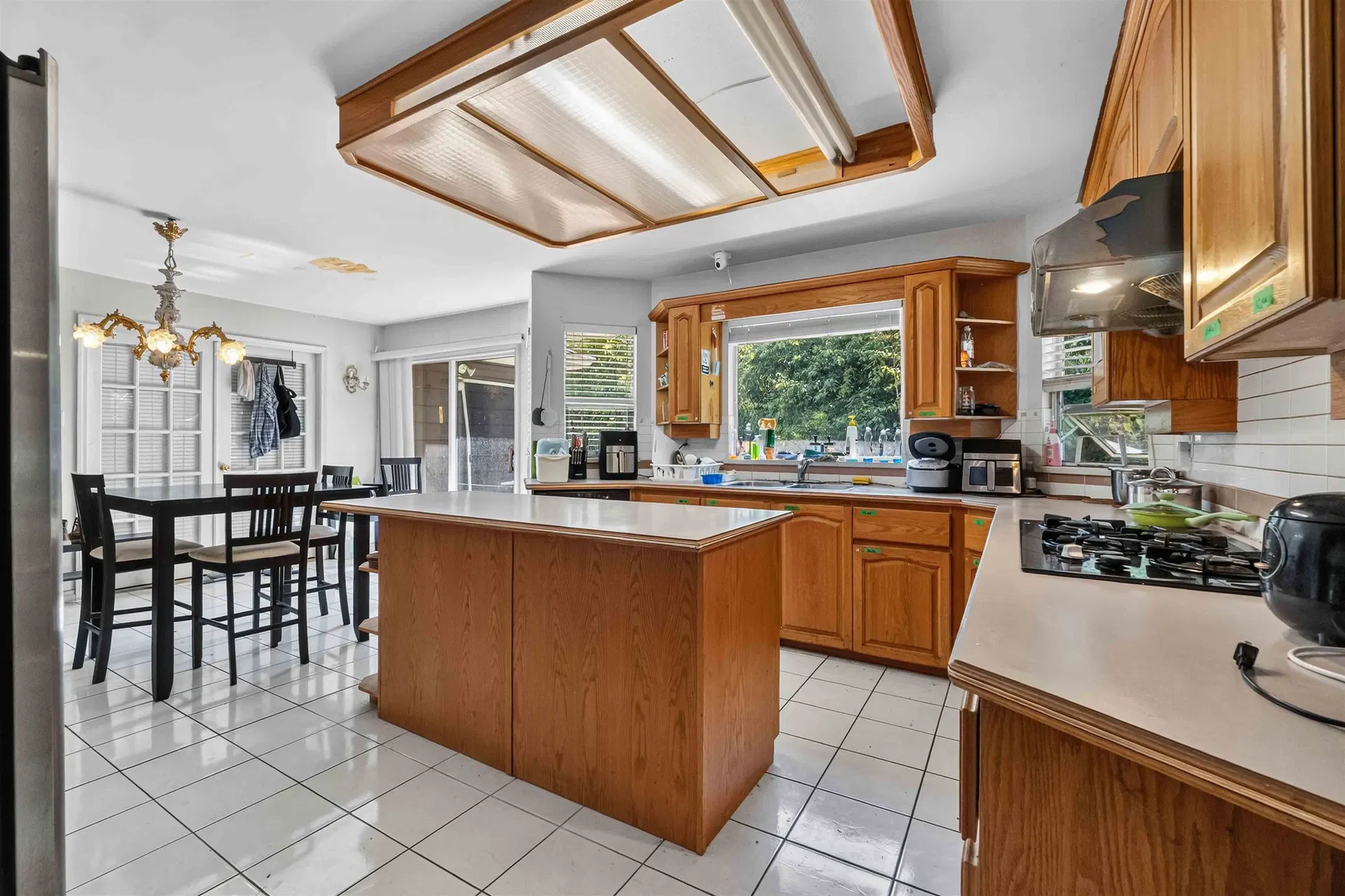 Photo 5 of 15 at 3780 Cunningham Drive